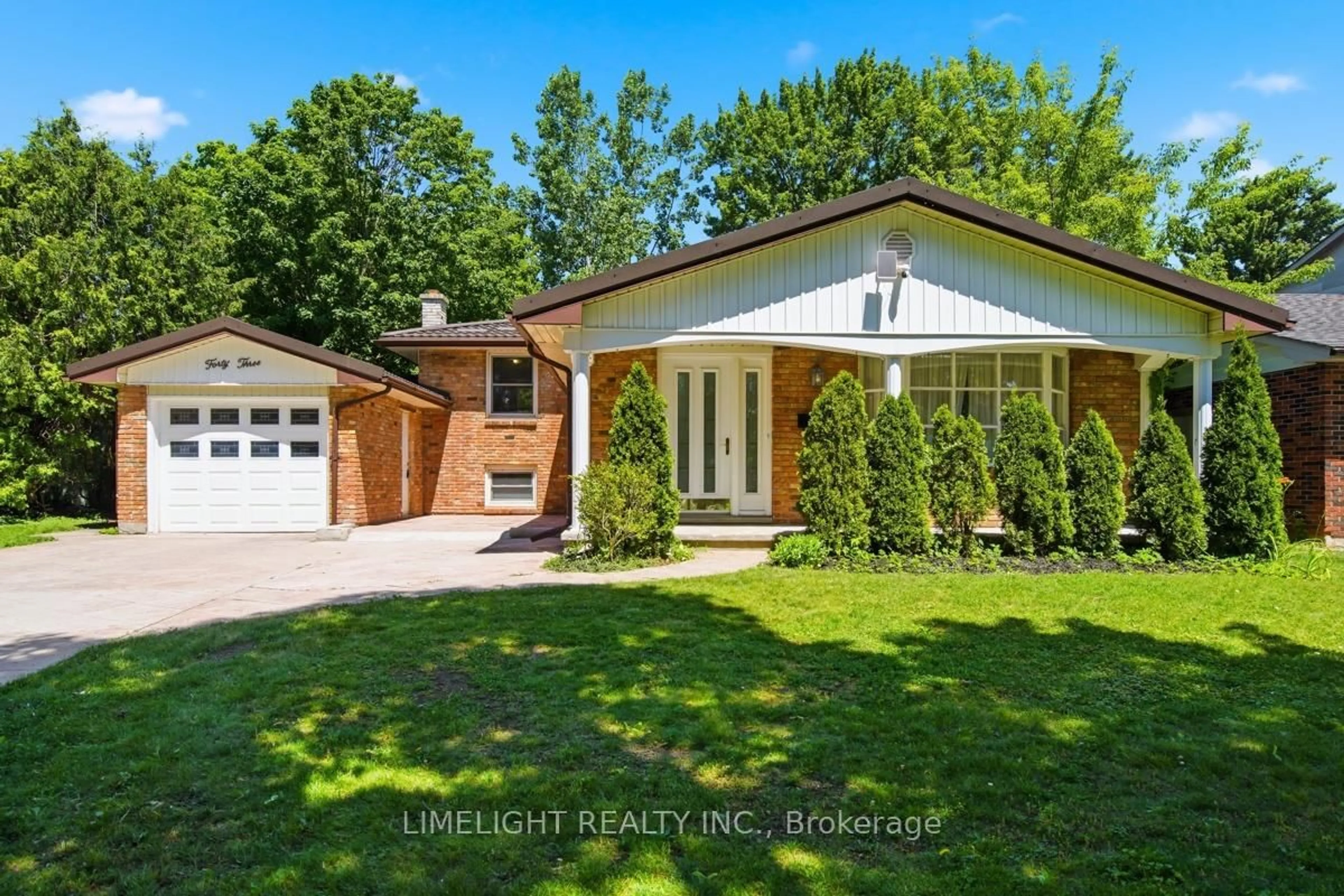 Home with brick exterior material, street for 43 Cumberland Cres, London North Ontario N5X 1B7