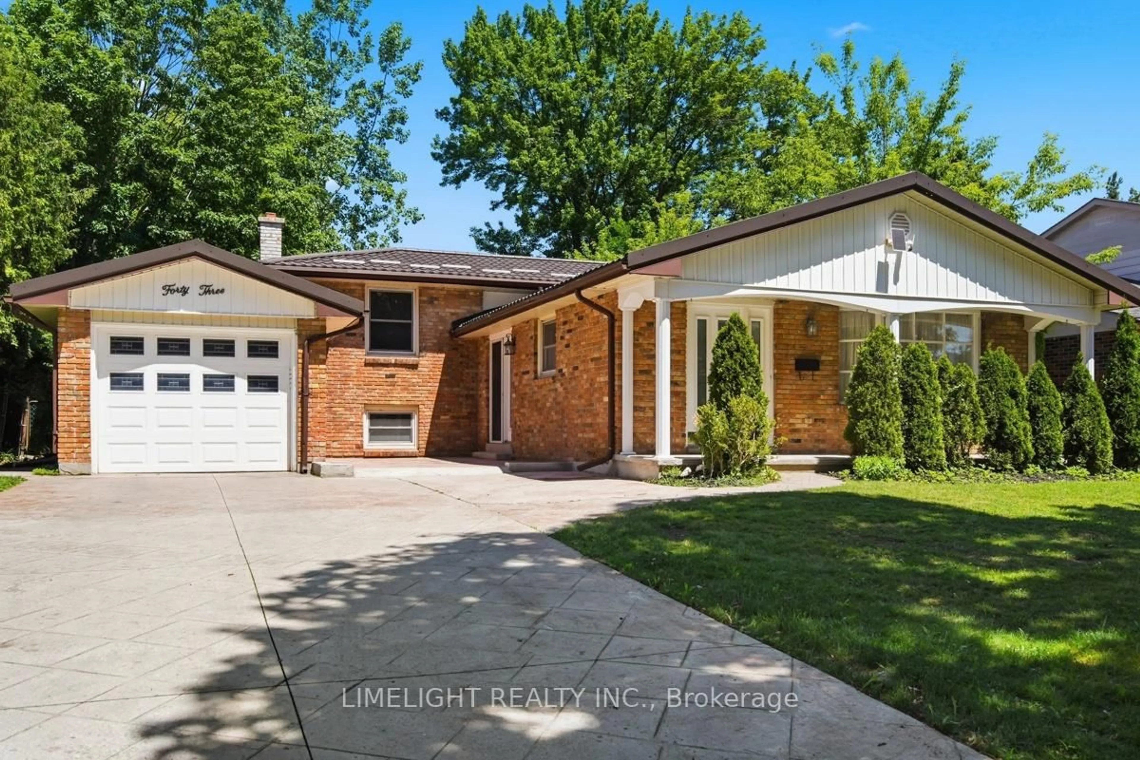 Home with brick exterior material, street for 43 Cumberland Cres, London North Ontario N5X 1B7