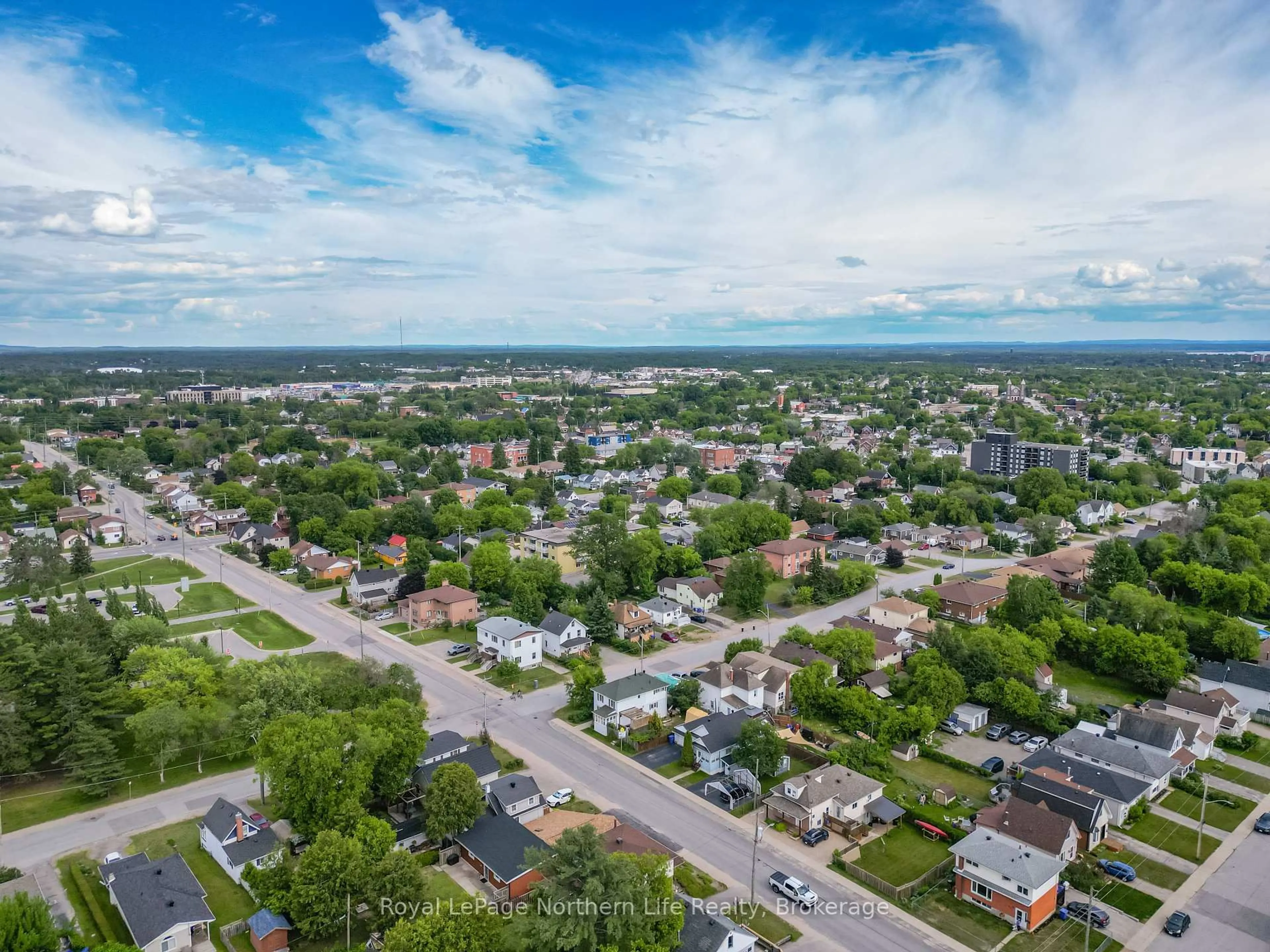 A pic from outside/outdoor area/front of a property/back of a property/a pic from drone, street for 745 Morin St, North Bay Ontario P1B 5S1