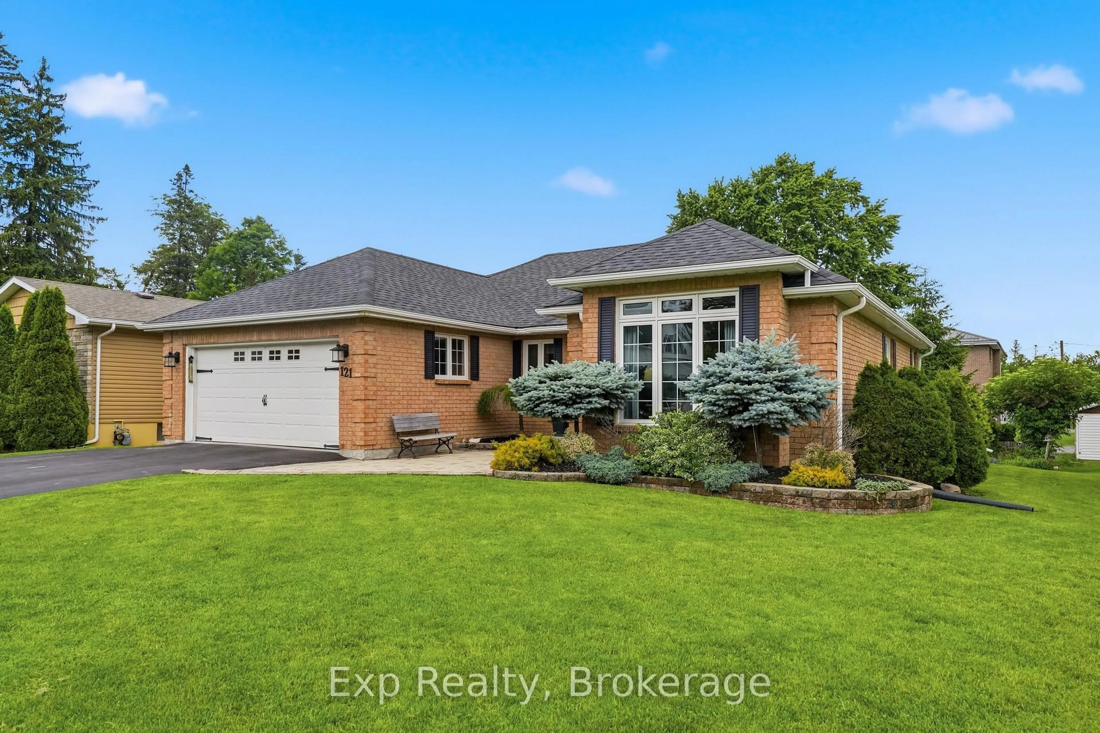 Home with brick exterior material, water/lake/river/ocean view for 121 Simcoe St, Greater Napanee Ontario K7R 2X5