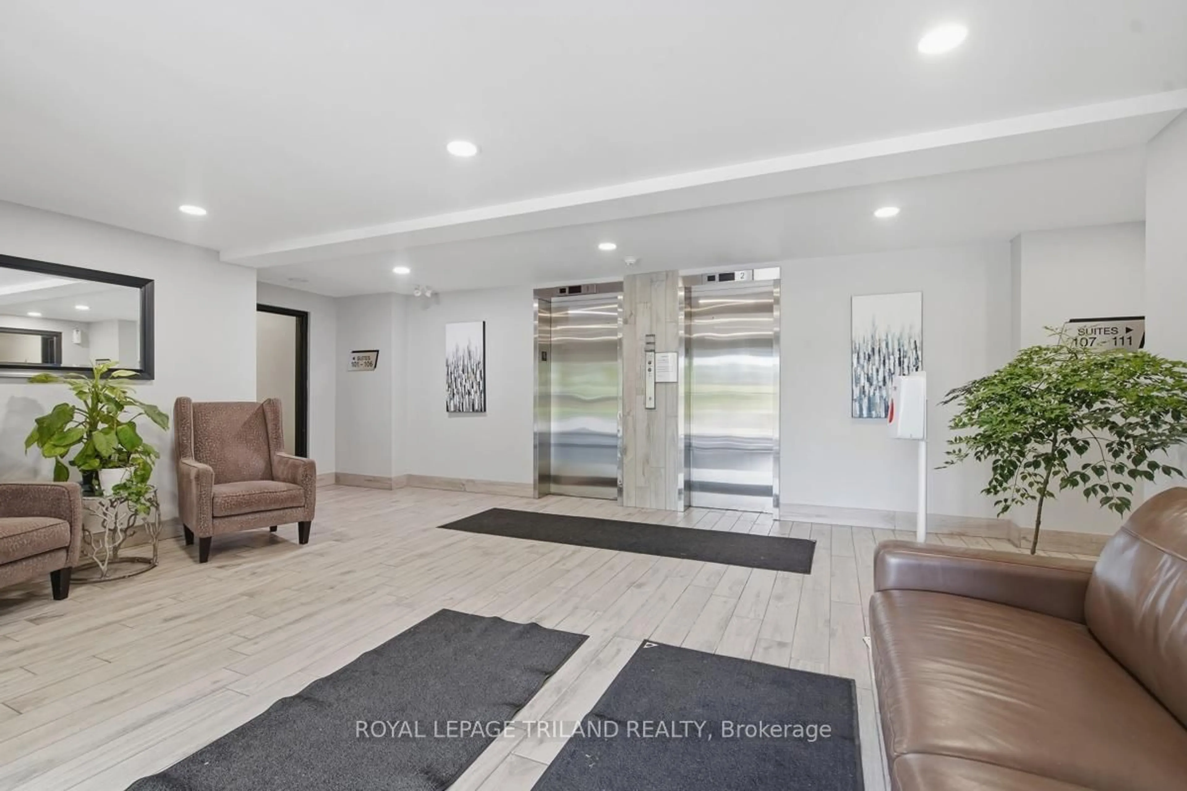 Unknown for 931 Wonderland Rd #312, London South Ontario N6K 2X6