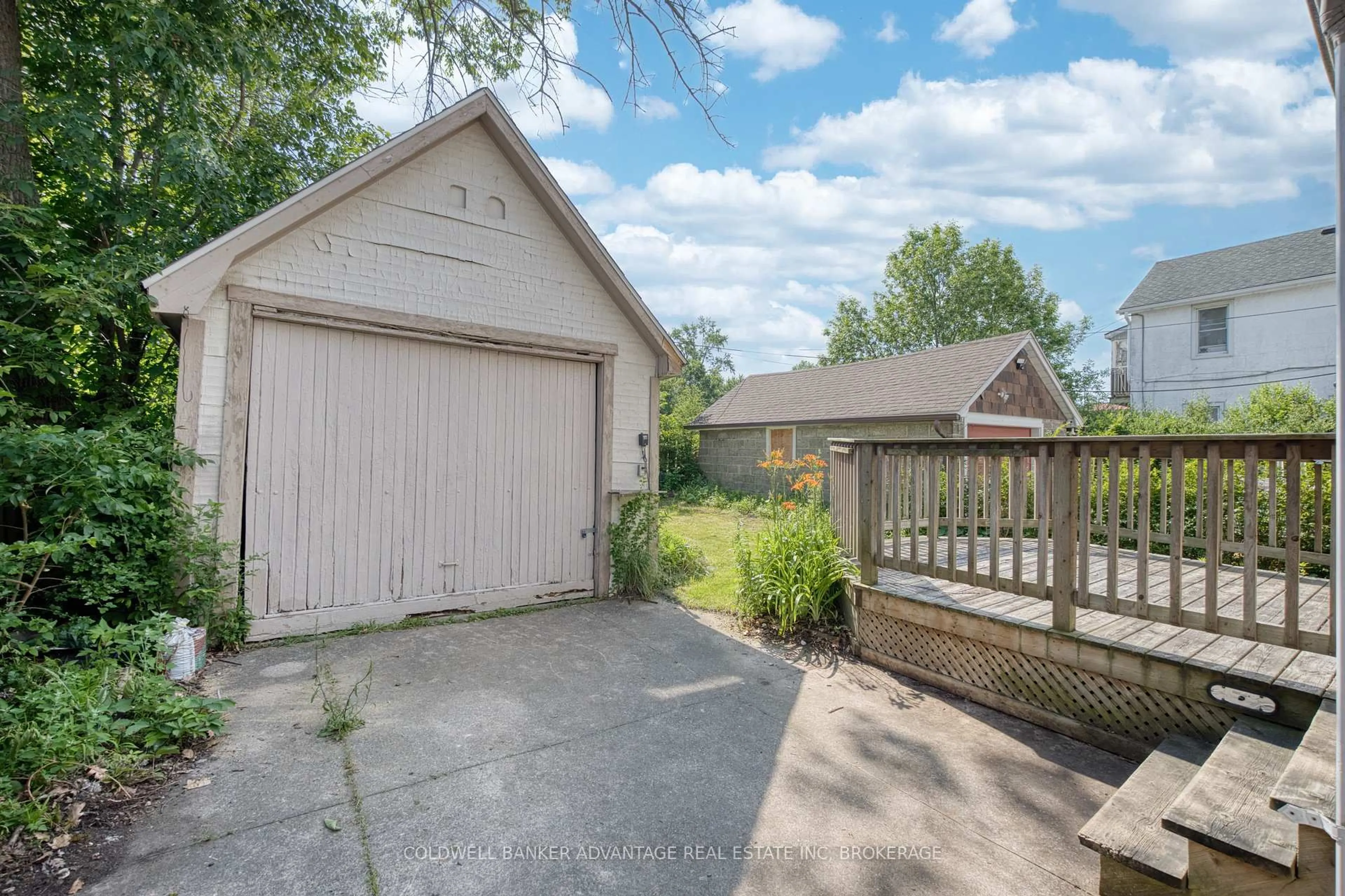 Unknown for 48 Empire St, Welland Ontario L3B 2L4