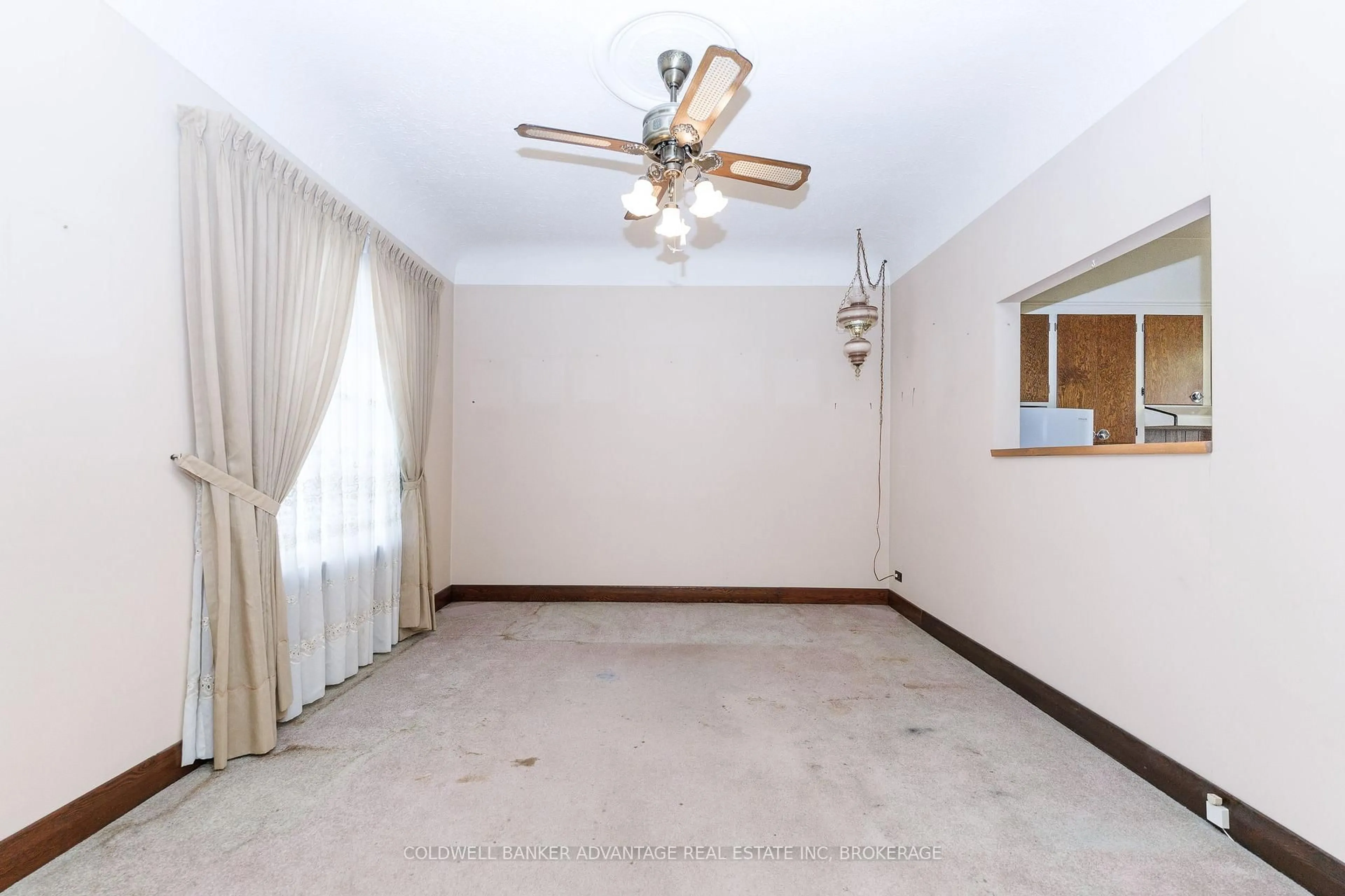 A pic of a room for 48 Empire St, Welland Ontario L3B 2L4
