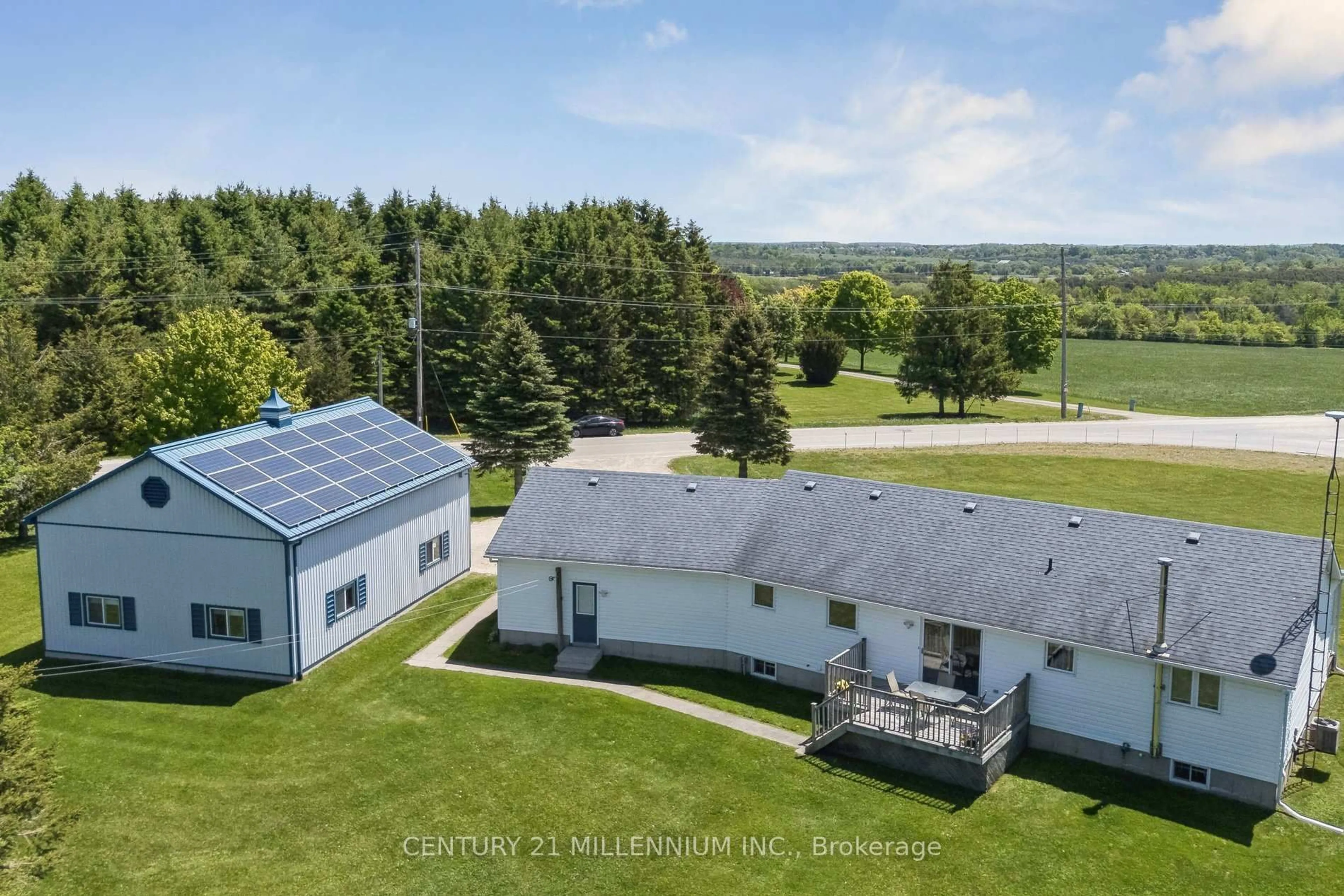 A pic from outside/outdoor area/front of a property/back of a property/a pic from drone, unknown for 193280 Amaranth East Luther Townline, East Luther Grand Valley Ontario L9W 0N5
