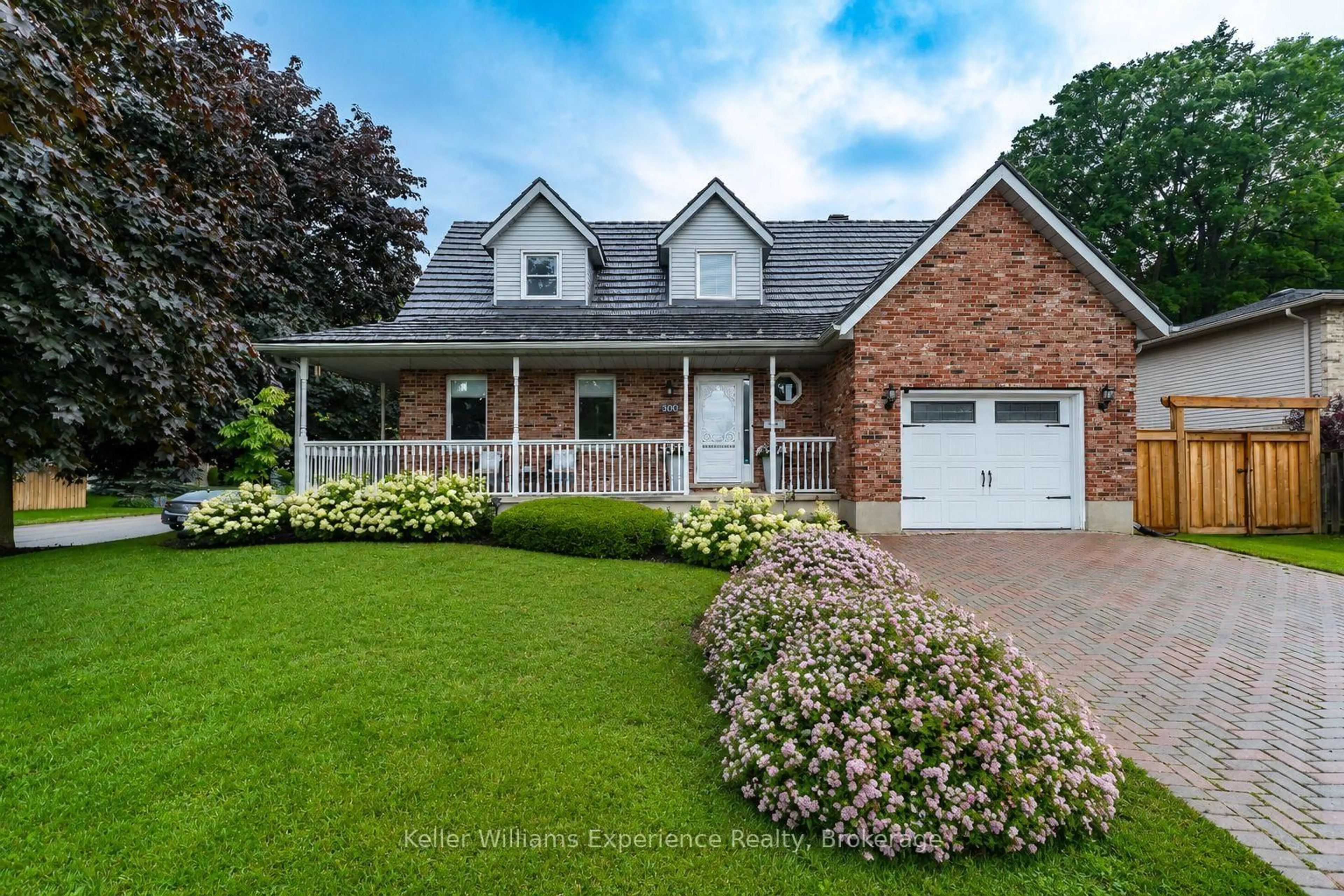 Home with brick exterior material, street for 300 4th Ave, Owen Sound Ontario N4K 4V2