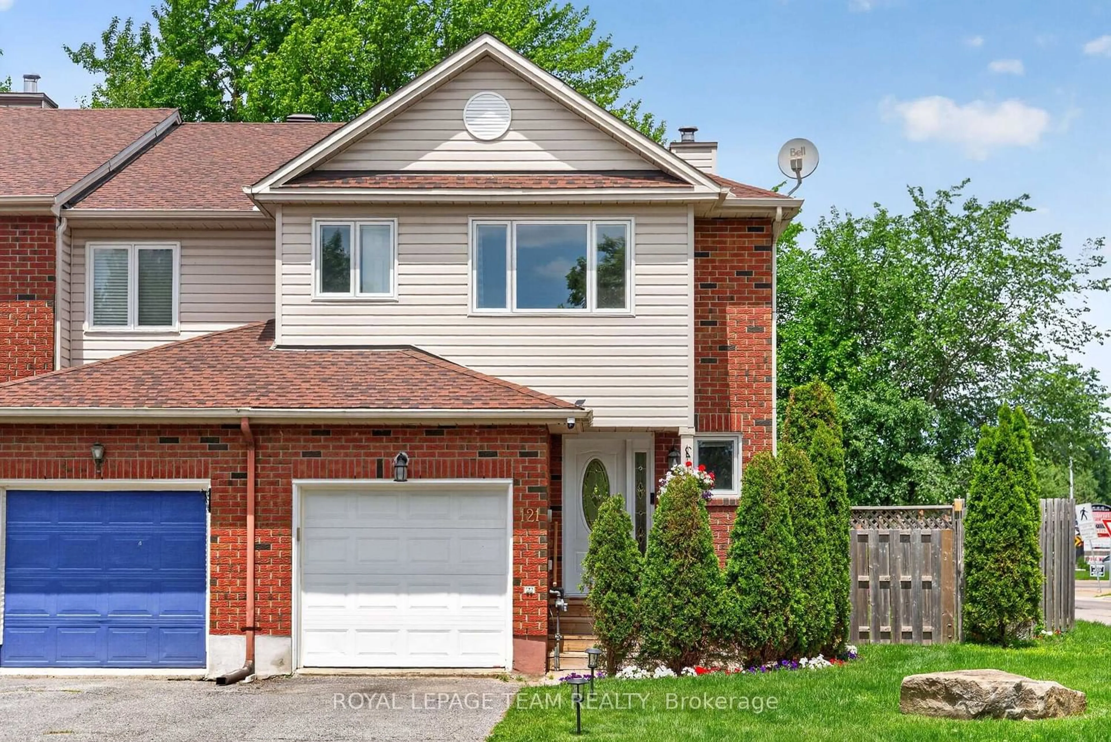 Home with brick exterior material, street for 121 Cedarock Dr, Ottawa Ontario K2M 2H5