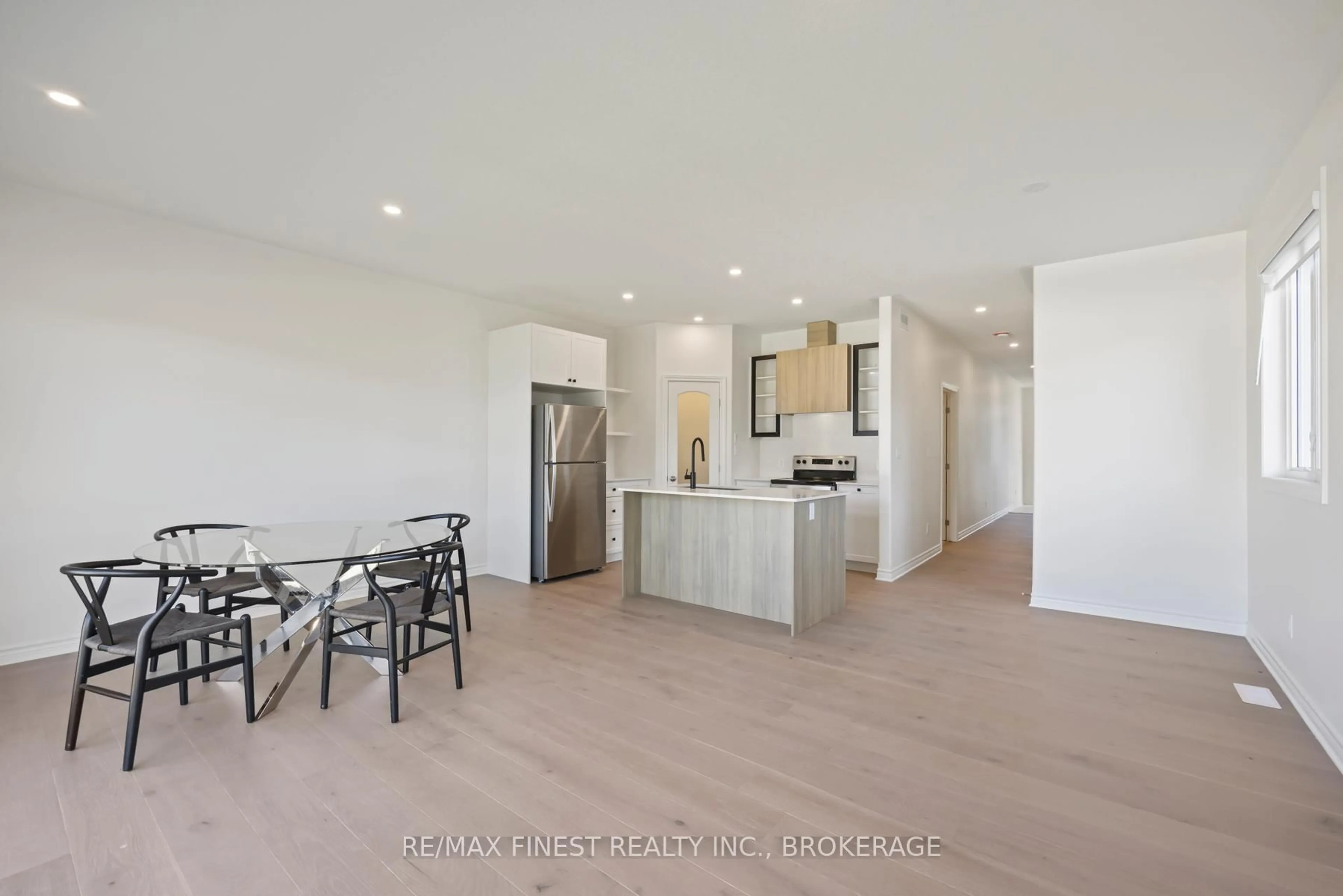Open concept kitchen, unknown for 192 HERITAGE PARK Dr, Greater Napanee Ontario K7R 3X8