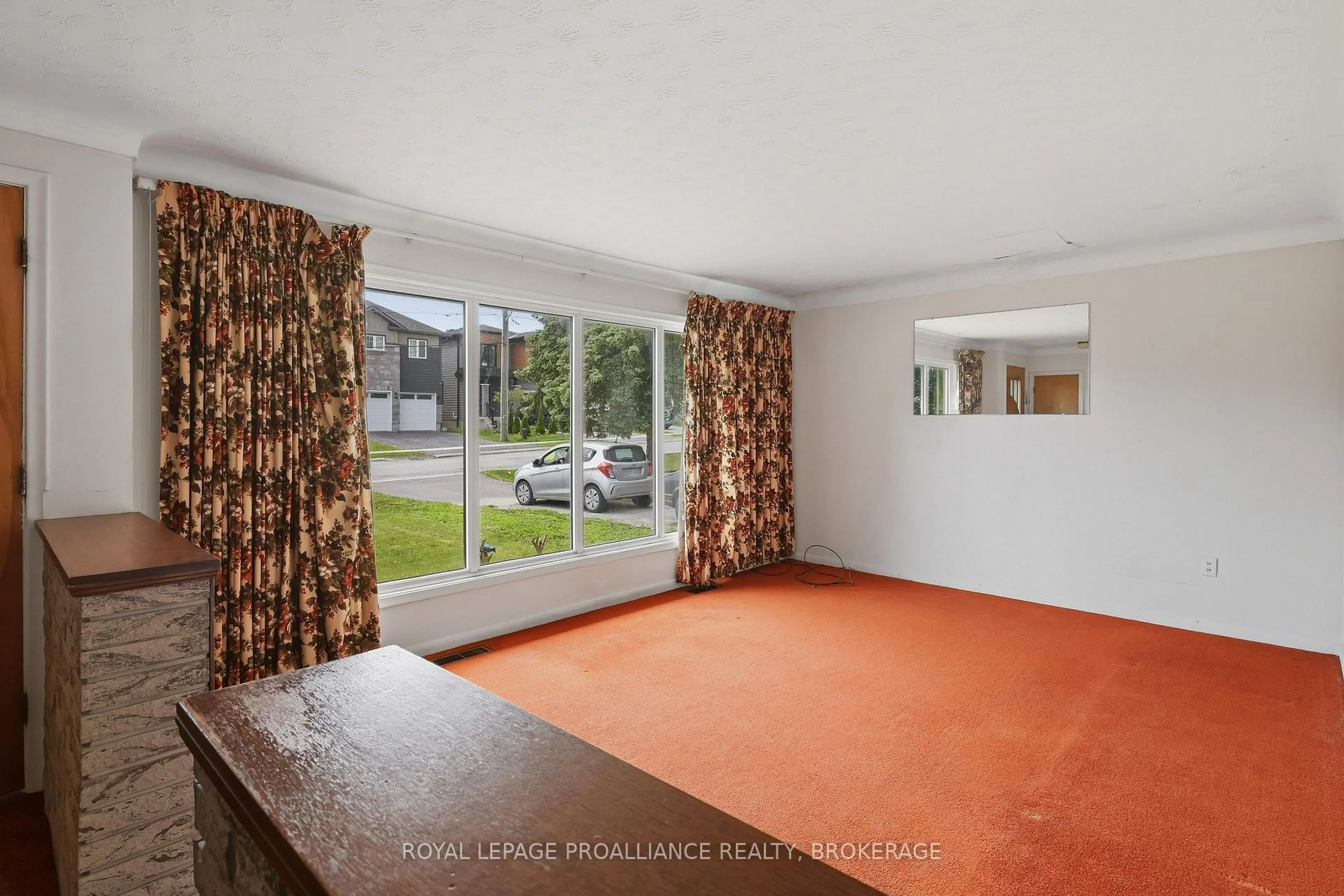A pic of a room for 15 Park Cres, Loyalist Ontario K7N 1L7