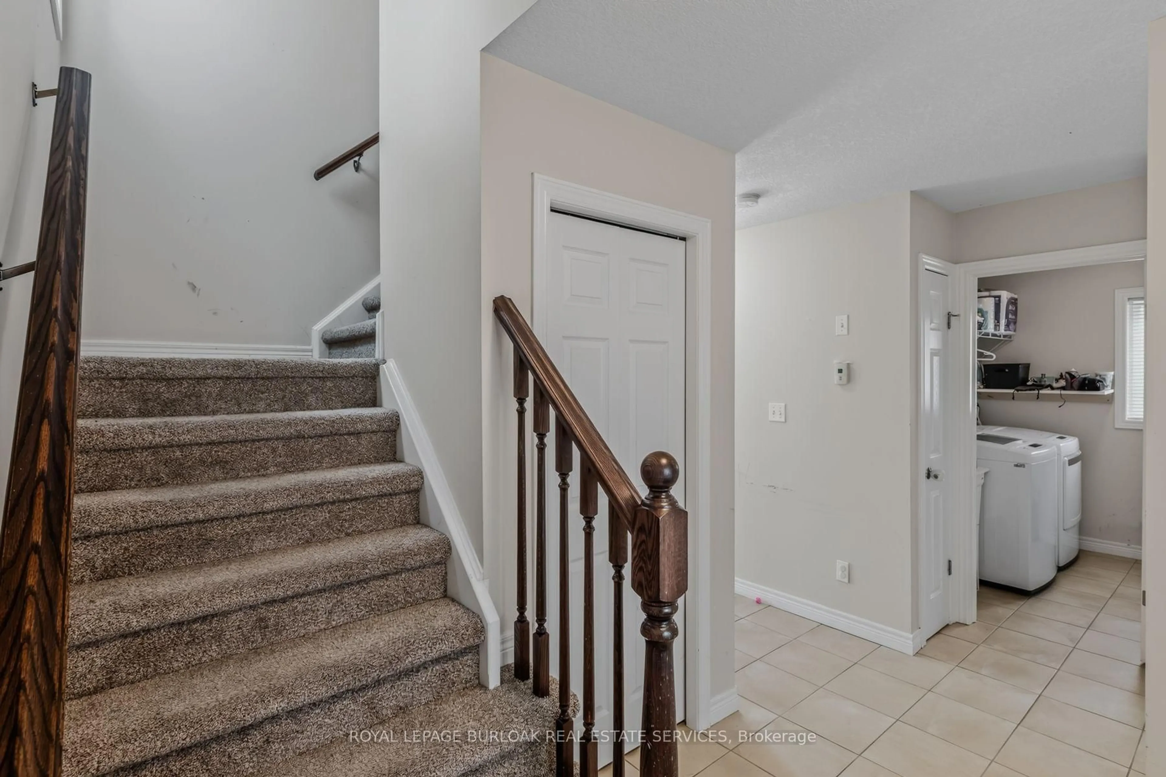 Unknown for 571 Champlain Ave, Woodstock Ontario N4V 0A6