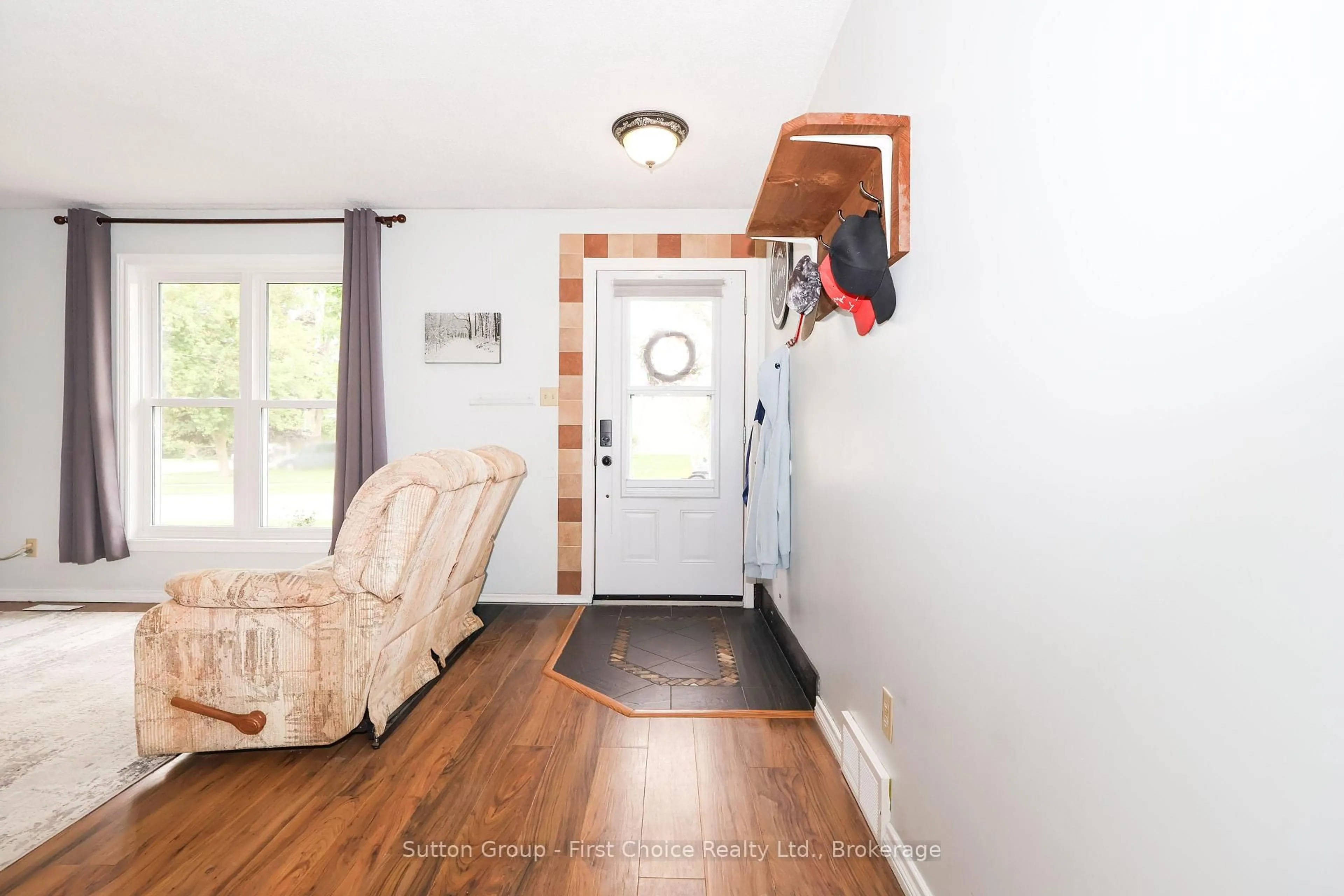 Indoor entryway for 129 Mitchell Crt #B, West Perth Ontario N0K 1N0