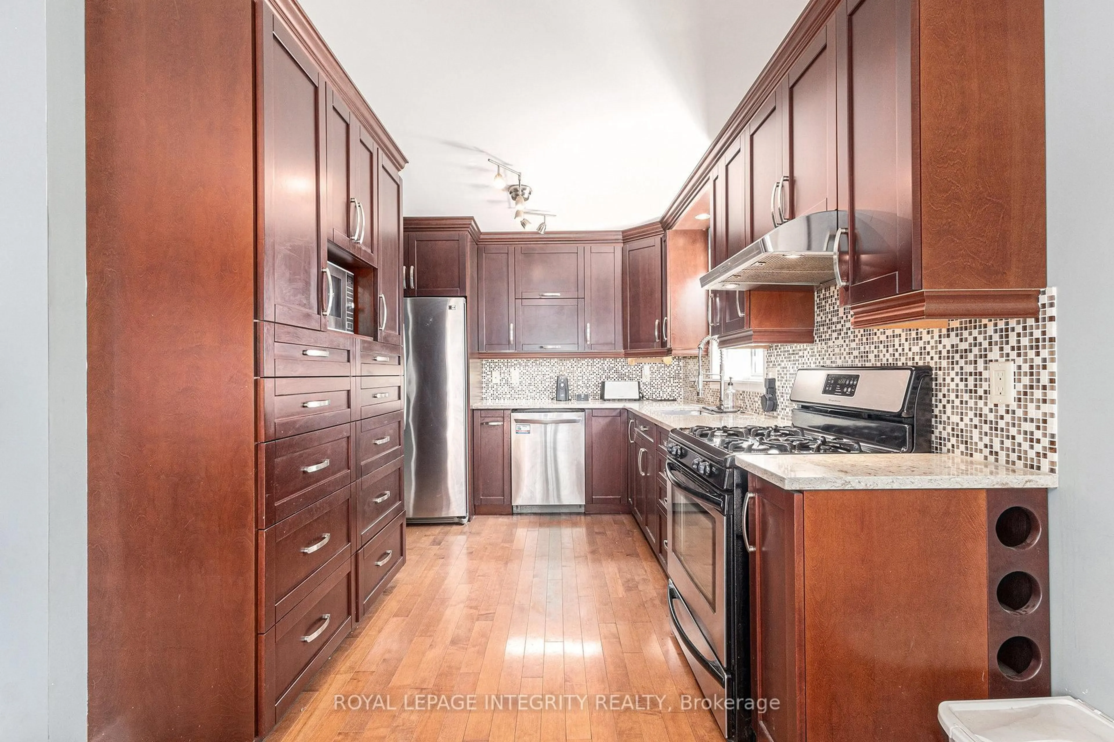 Standard kitchen, unknown for 1100 Trillium Pl, Clarence-Rockland Ontario K4K 1T1