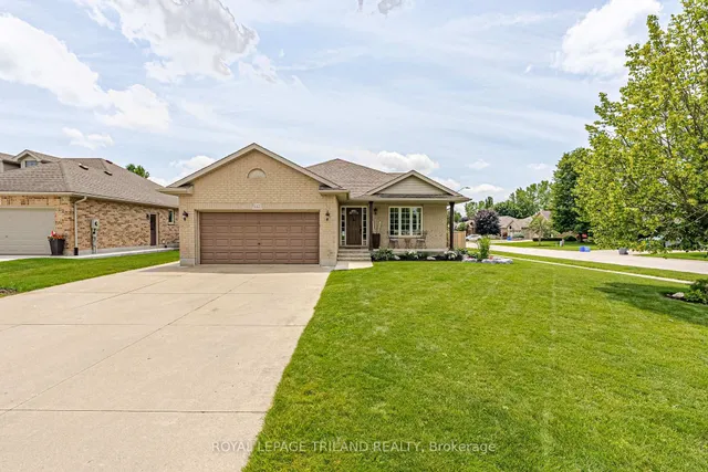 147 Plymouth Crt, Central Elgin 2