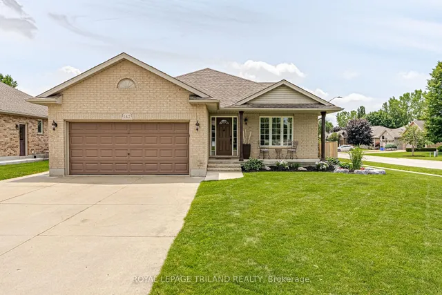 147 Plymouth Crt, Central Elgin 3