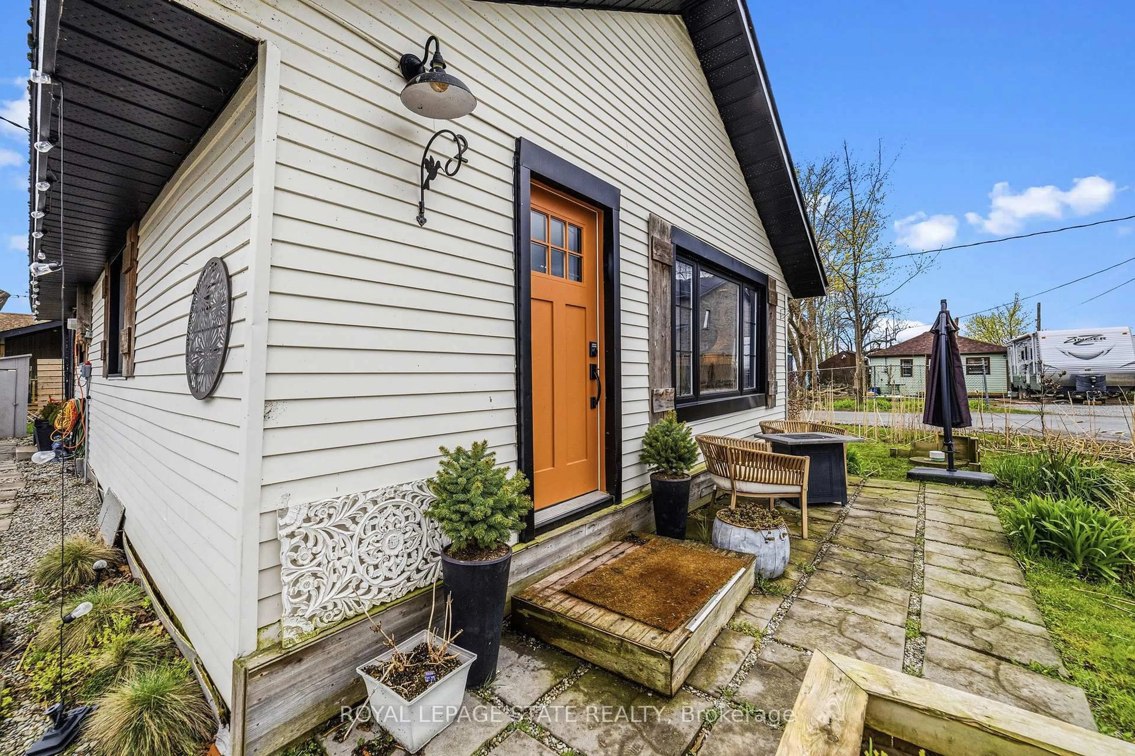 Unknown for 2 Fagan St, Haldimand Ontario N0A 1L0