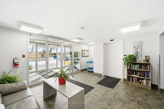 841 Battell St #304, Cobourg 4