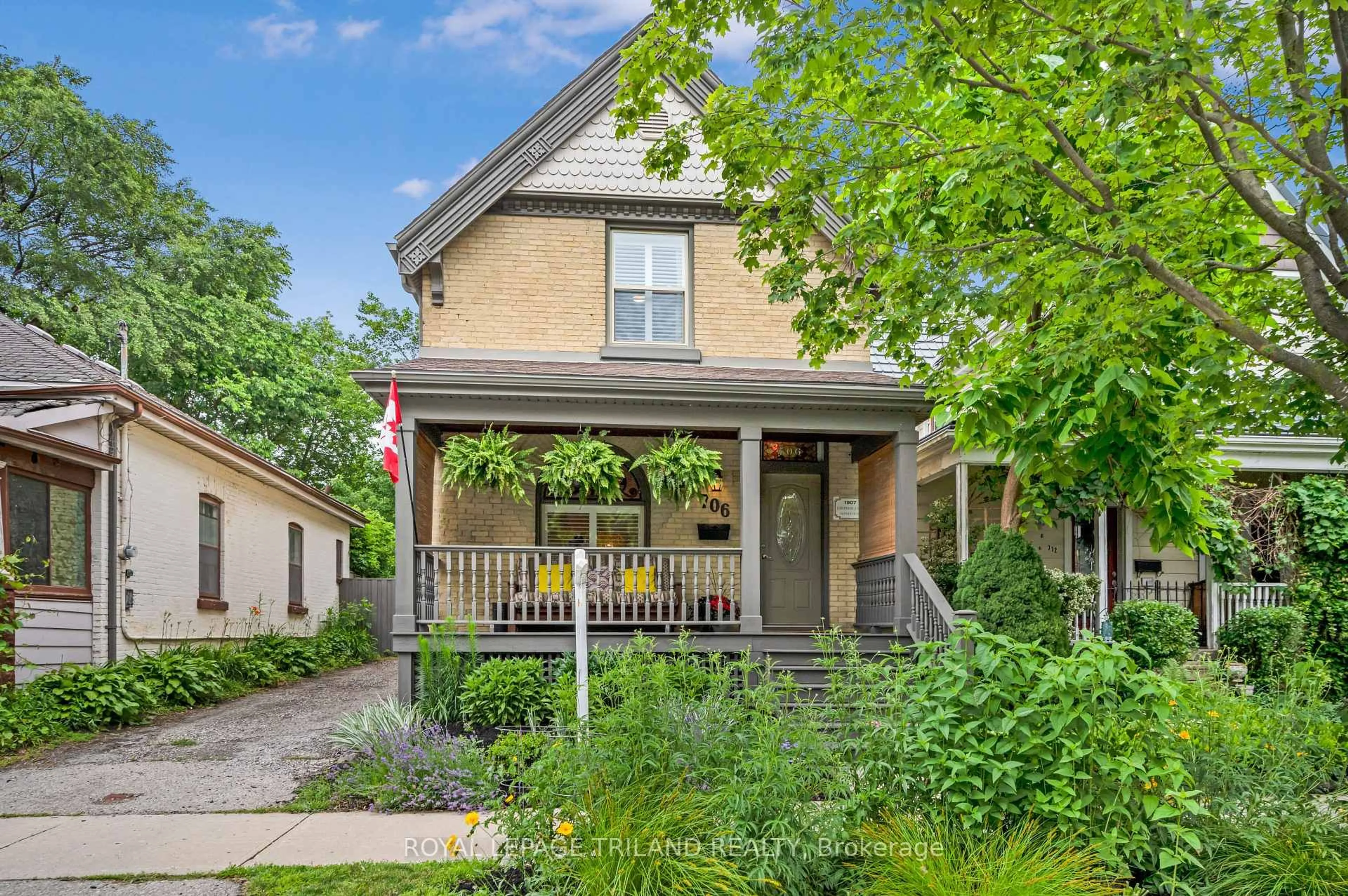 Unknown for 706 Princess Ave, London East Ontario N5W 3M3