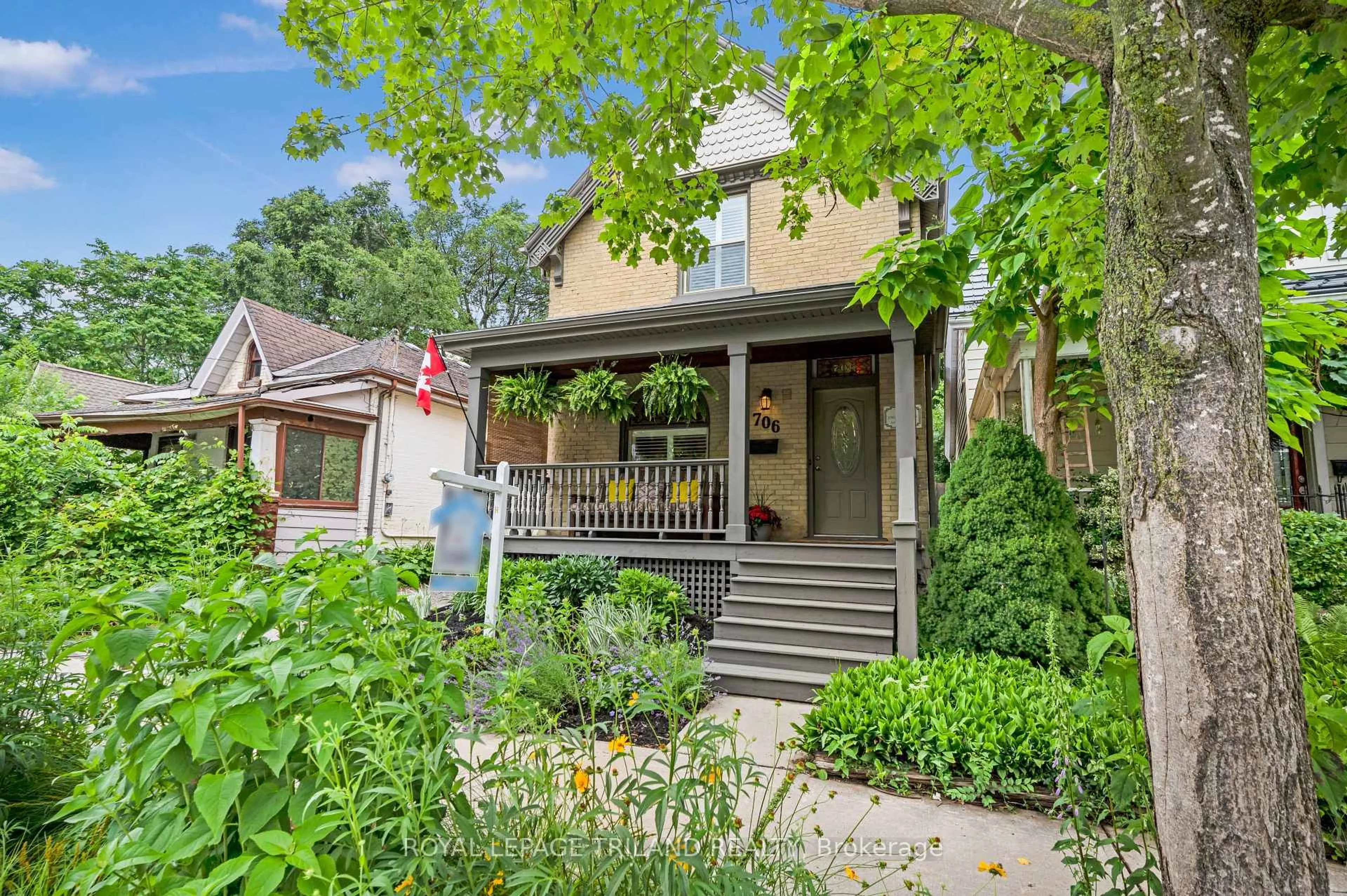 Unknown for 706 Princess Ave, London East Ontario N5W 3M3