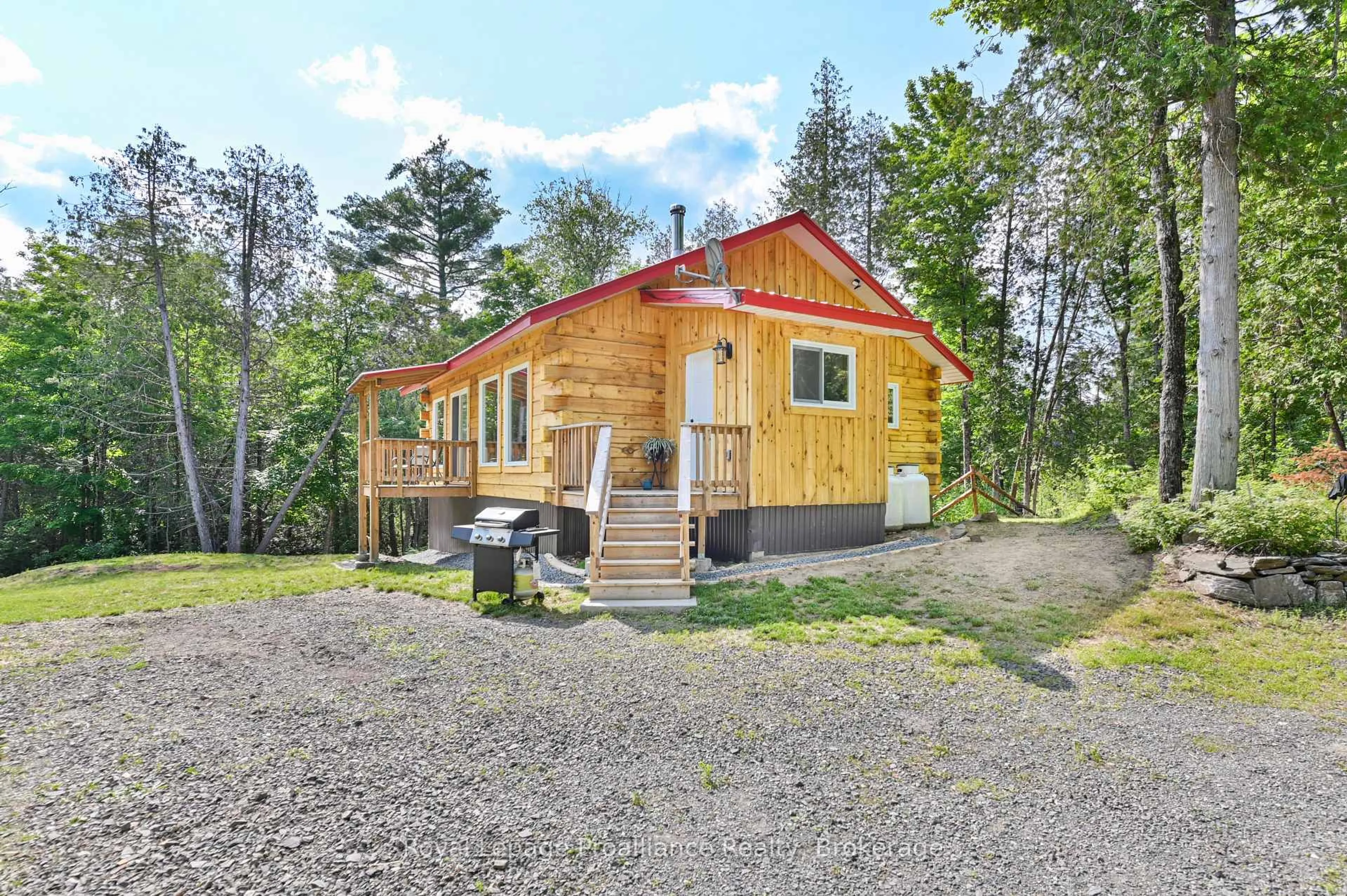 Shed for 93 Hammond Rd, Hastings Ontario K0L 1W0
