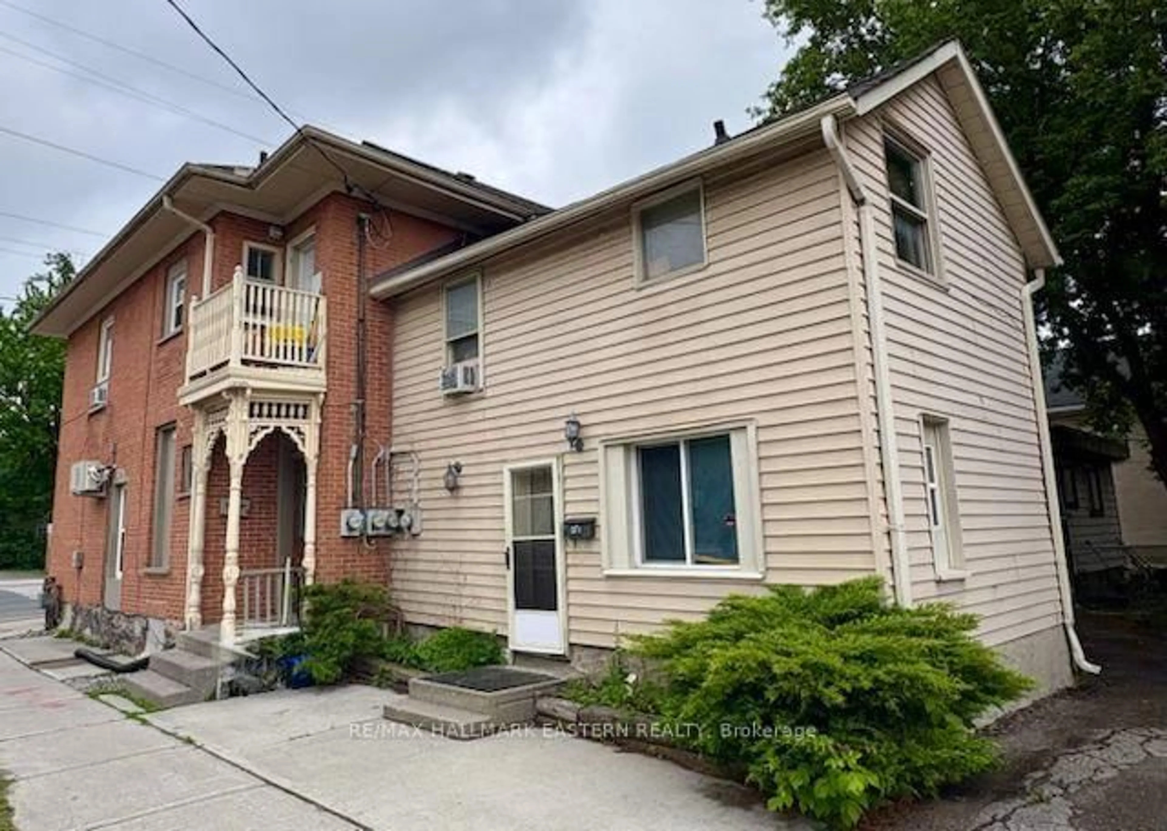 Unknown for 41-45 Park St, Peterborough Ontario K9J 3R6