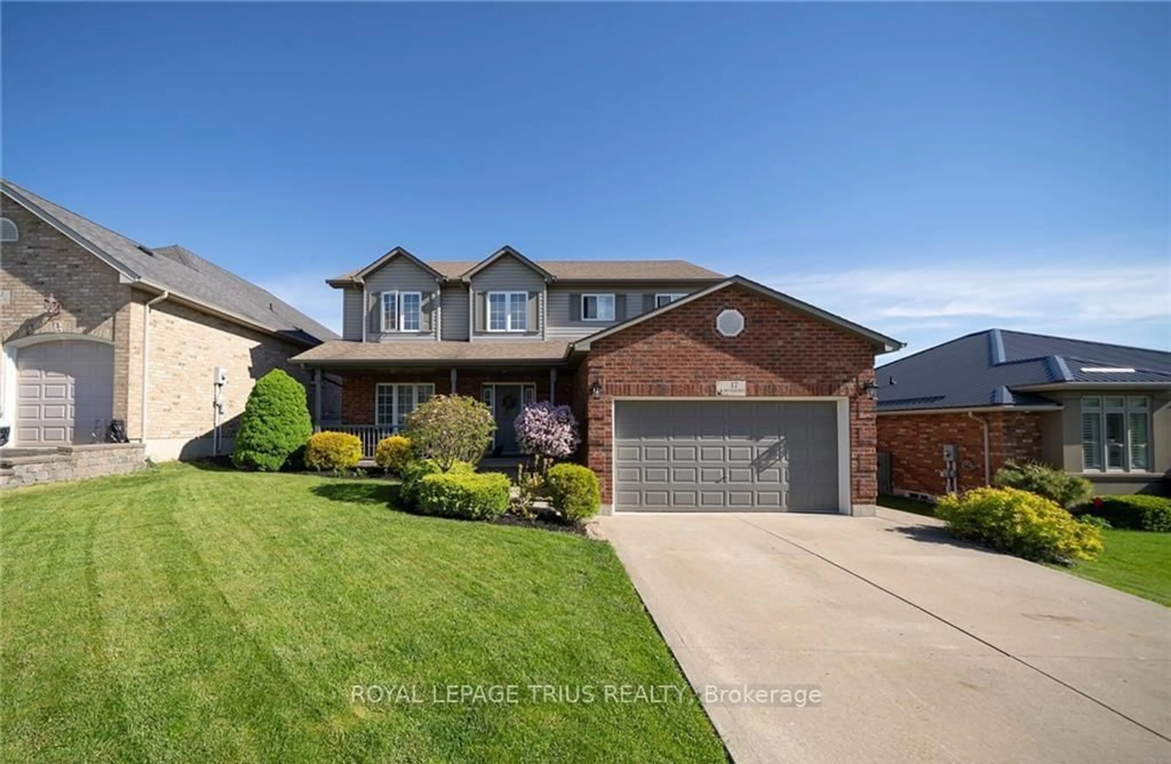 Home with brick exterior material, street for 17 Driftwood Dr, Norfolk Ontario N3Y 0A3