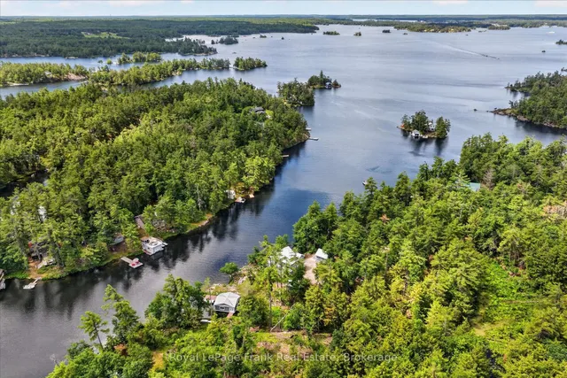 1012 Island 35 Stoney Lake, Douro-Dummer 3