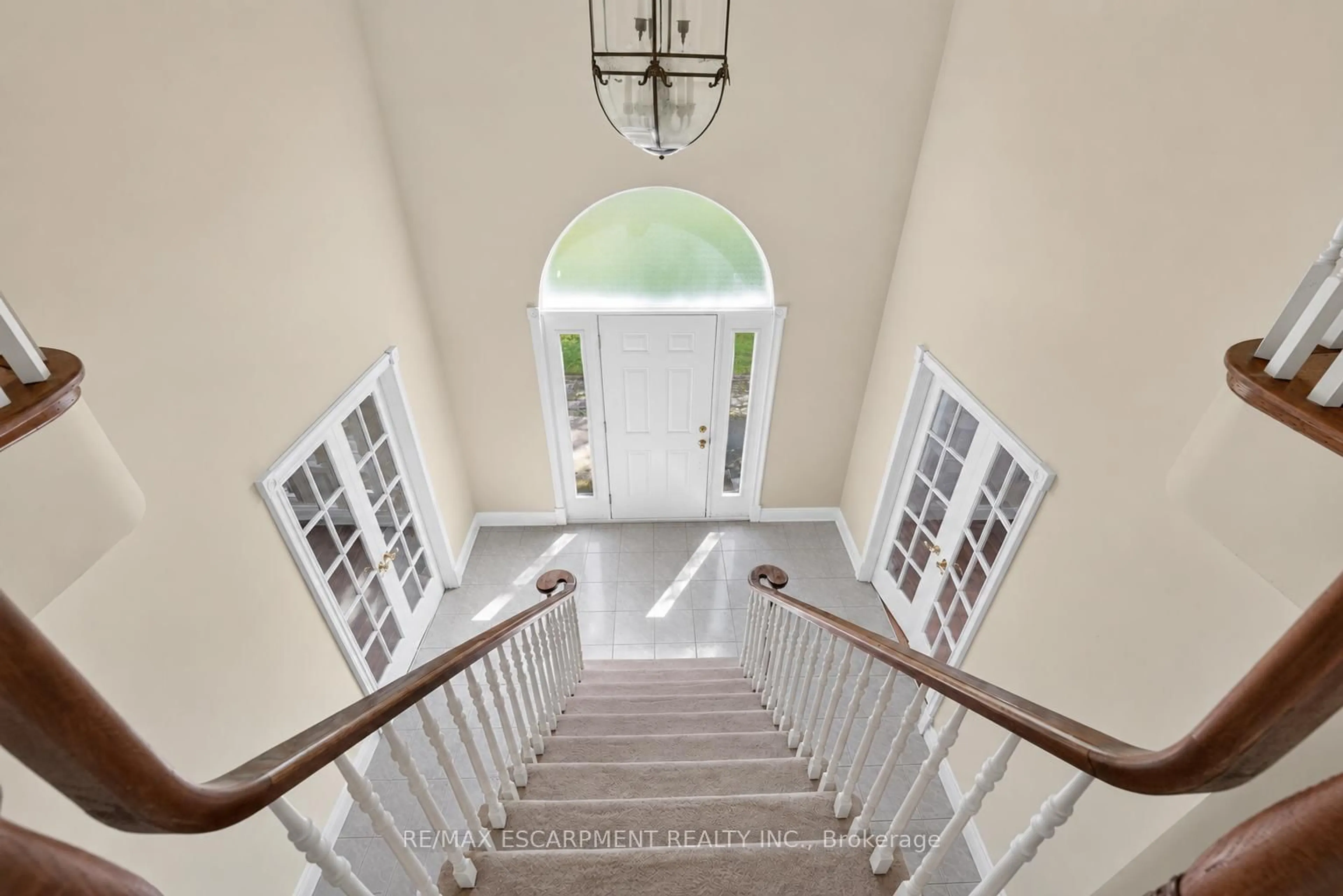 Unknown for 4956 Sann Rd, Lincoln Ontario L3J 1J9