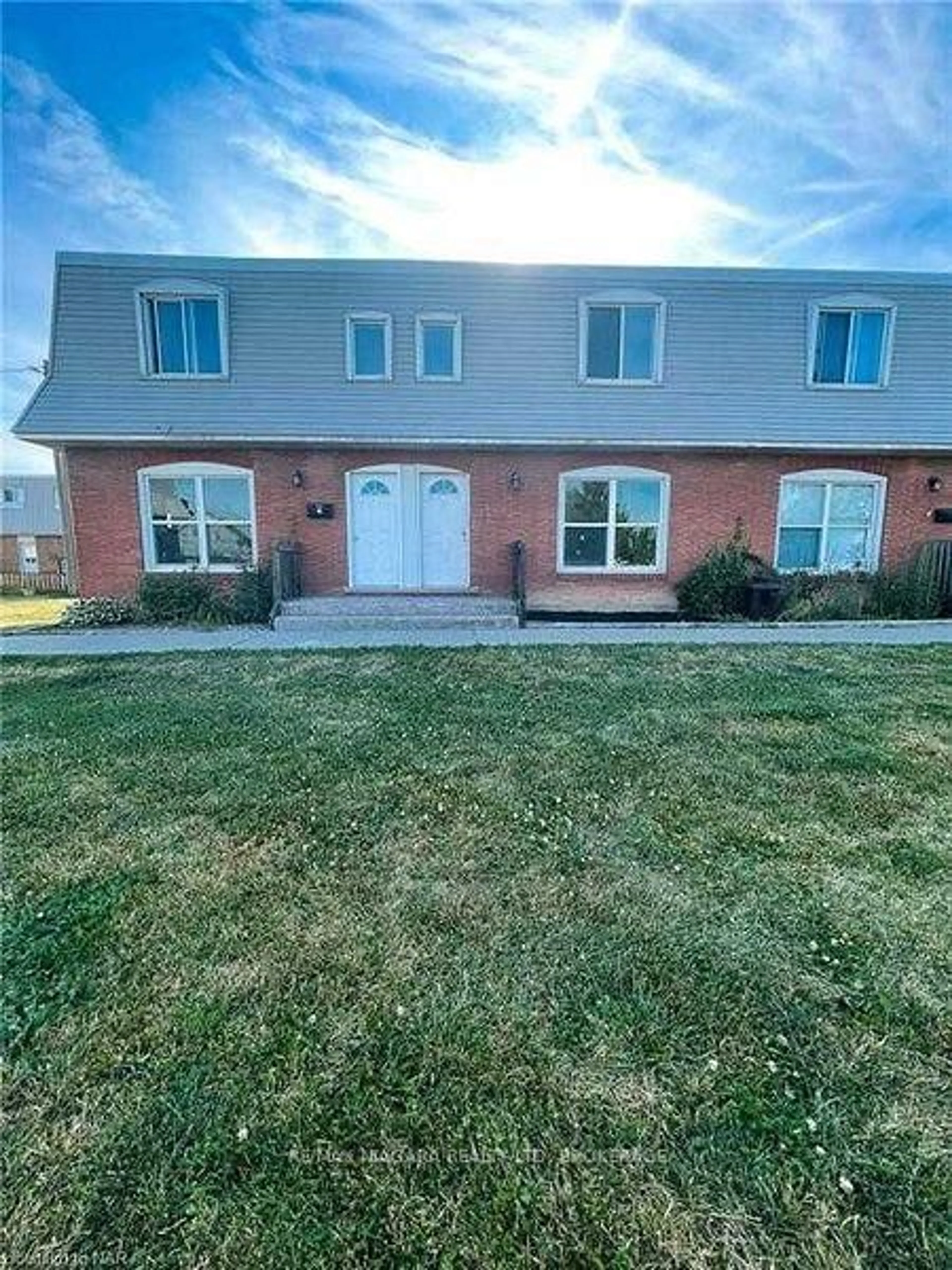 Unknown for 69 Hagey Ave #2, Fort Erie Ontario L2A 1W5