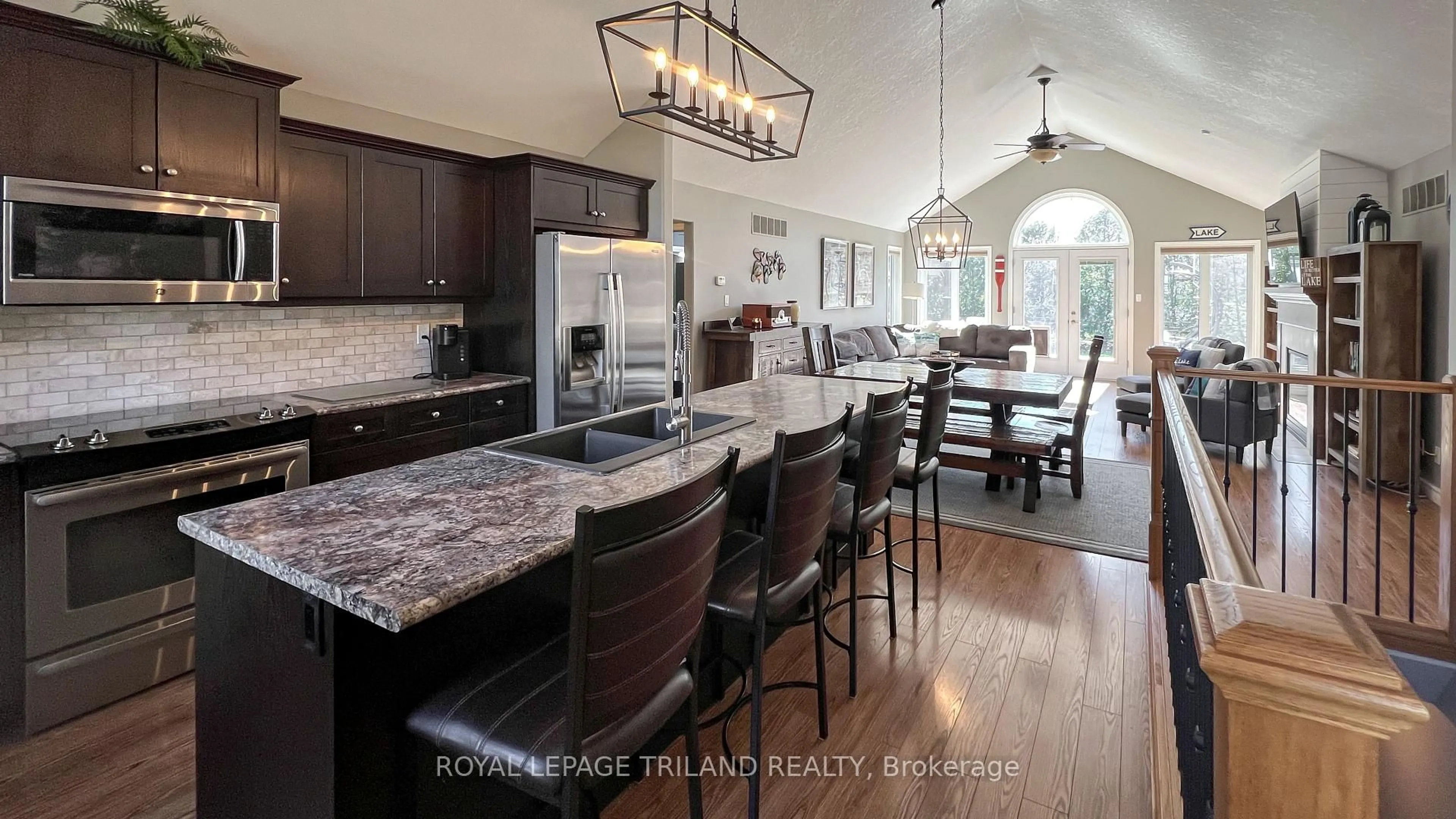 Open concept kitchen, ceramic/tile floor for 8447 Keith St, Lambton Shores Ontario N0N 1J0