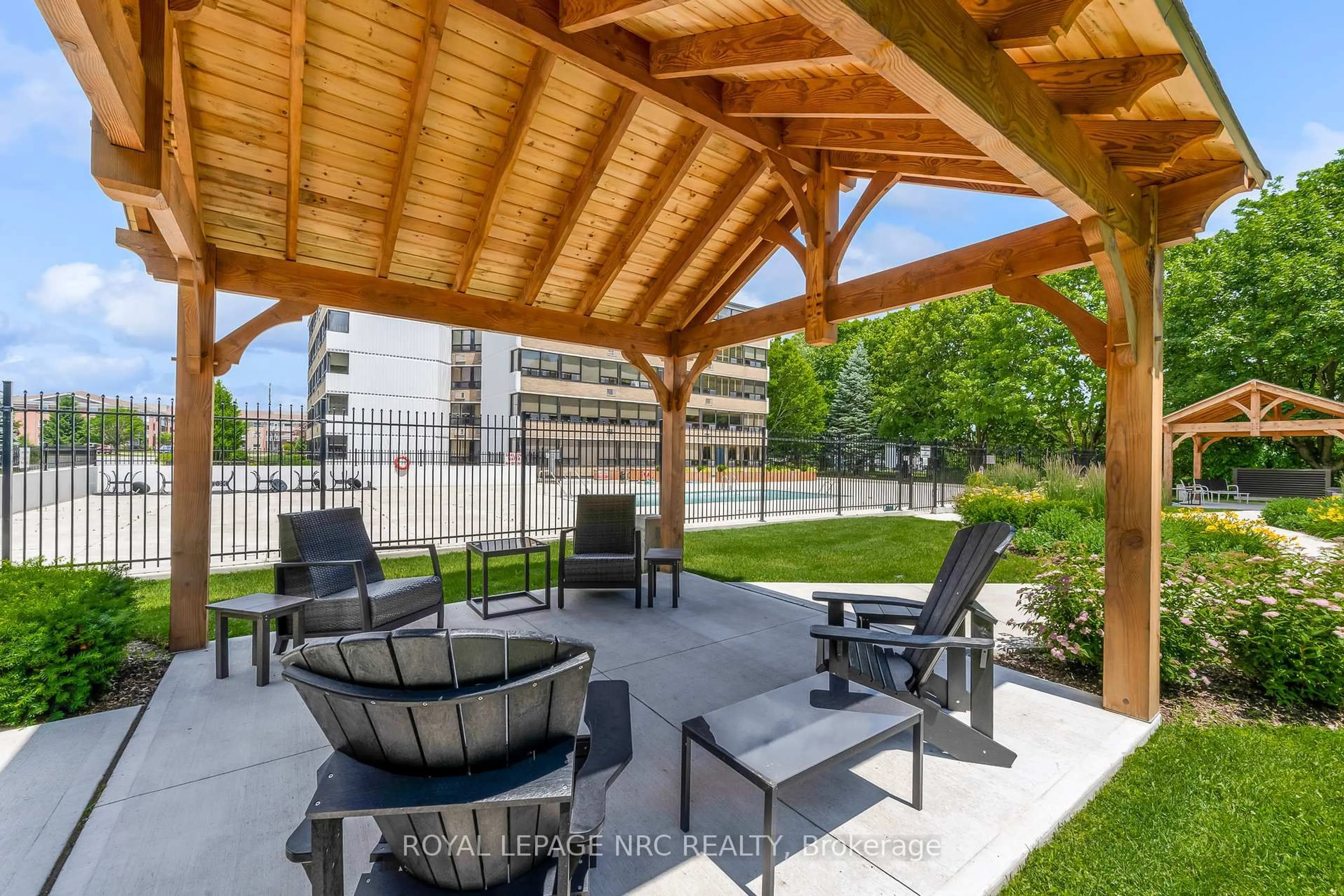 Patio, unknown for 190 Hwy 20 #505A, Pelham Ontario L3E 0V6