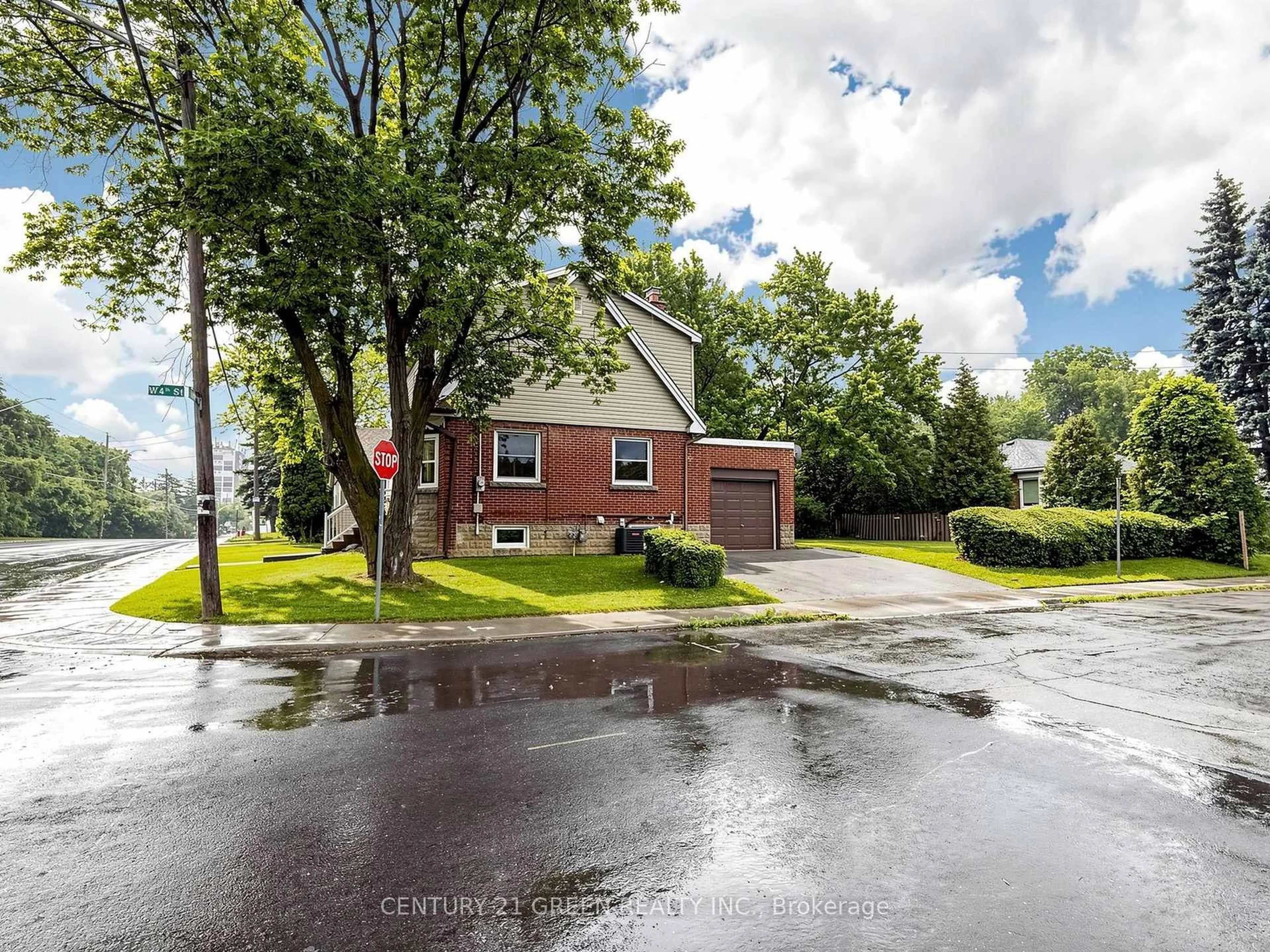 A pic from outside/outdoor area/front of a property/back of a property/a pic from drone, street for 87 Fennell Ave, Hamilton Ontario L9A 1R8