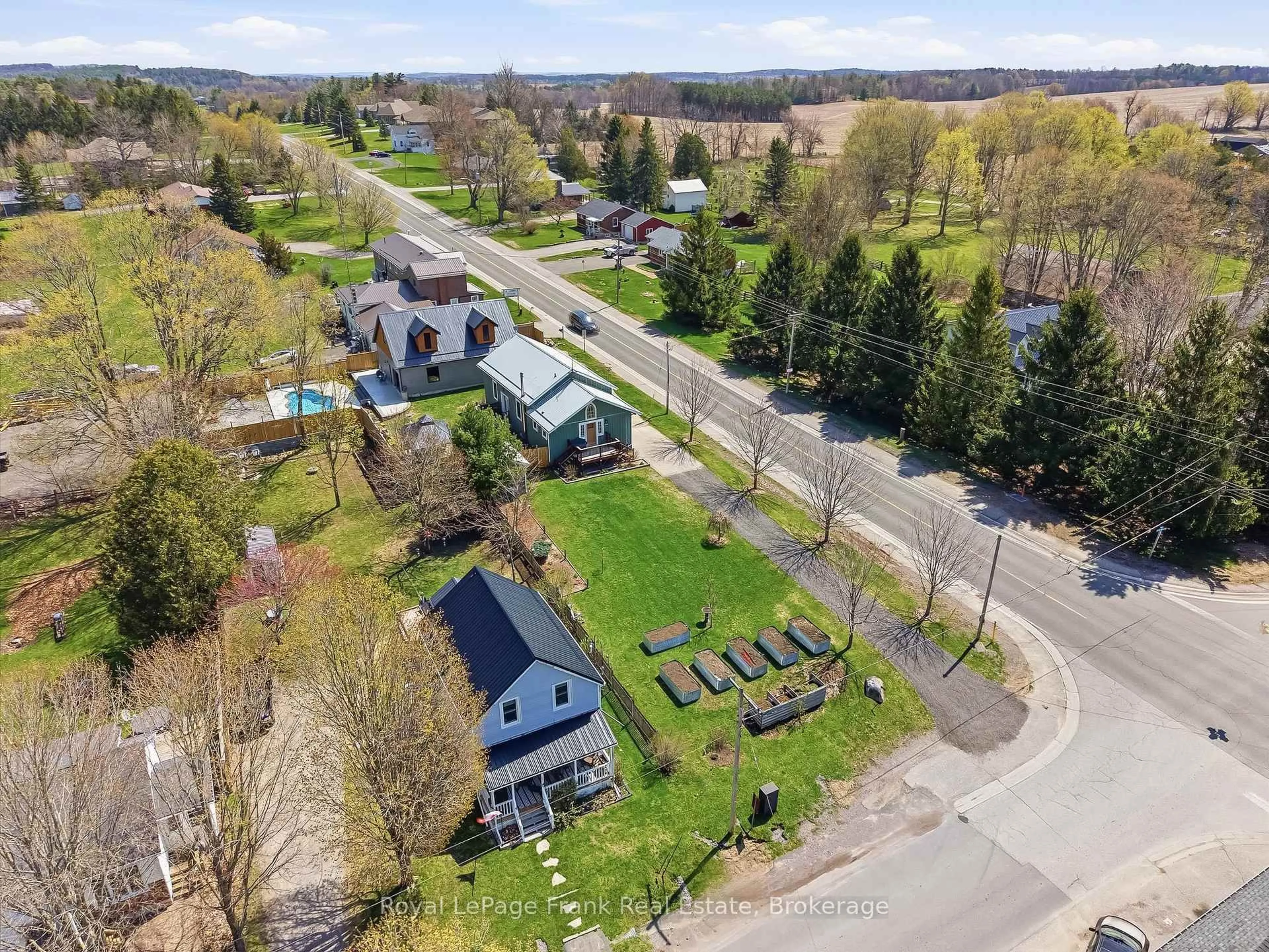 A pic from outside/outdoor area/front of a property/back of a property/a pic from drone, street for 103 Mcdonald Rd, Alnwick/Haldimand Ontario K0K 2G0