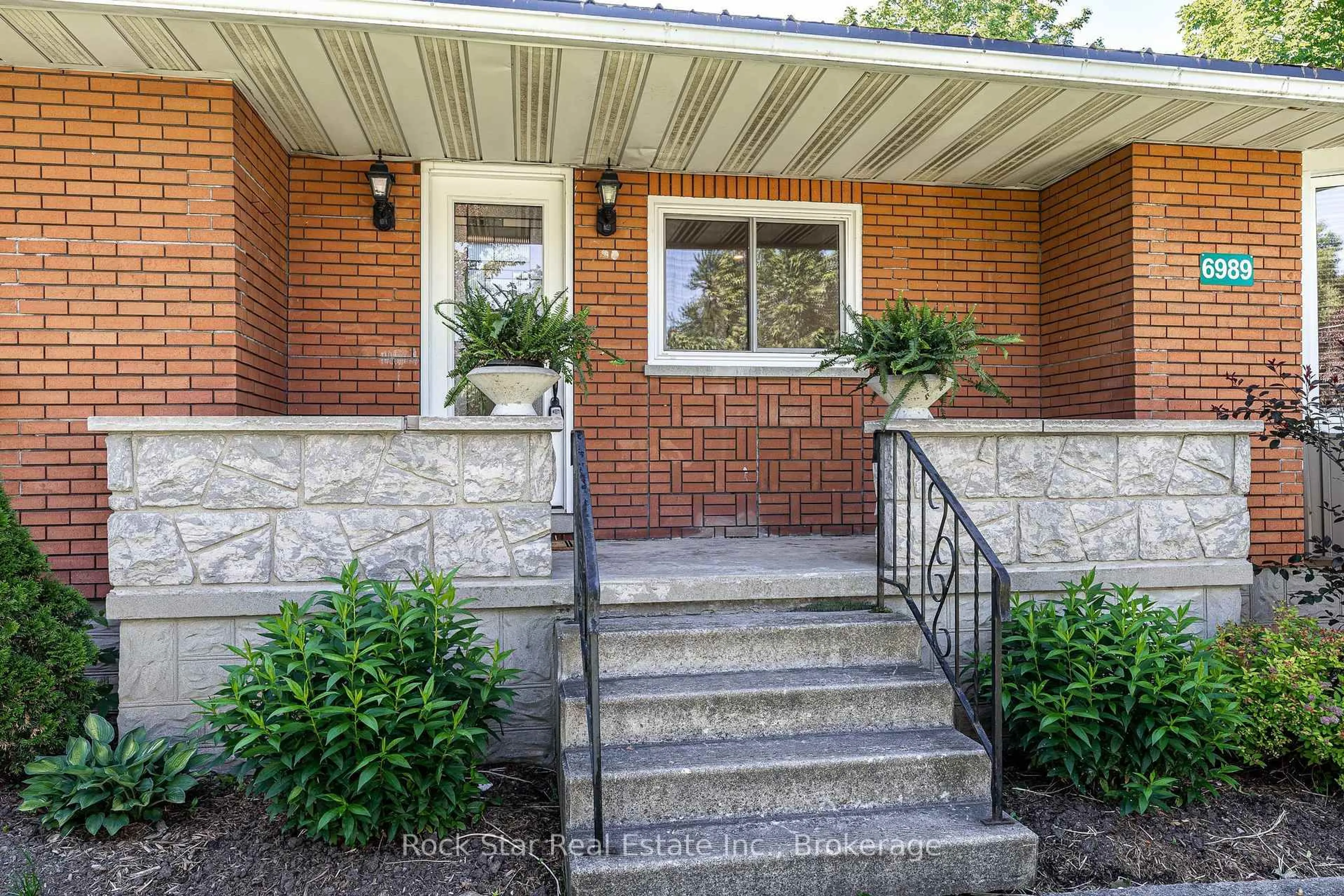 Home with brick exterior material, street for 6989 Rutherford St, Perth East Ontario N0K 1L0