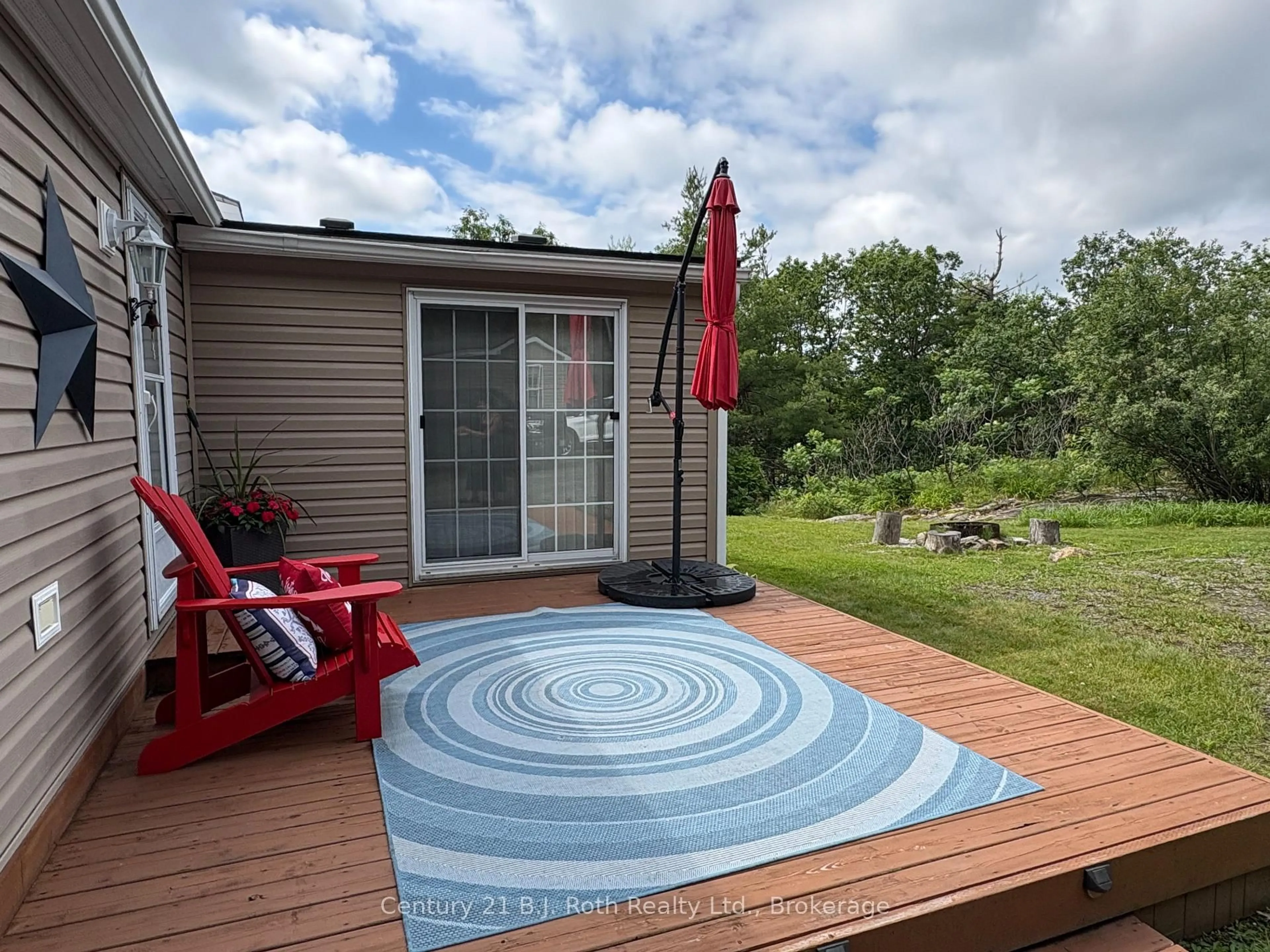 Patio, water/lake/river/ocean view for 1336 Morrison Lake Rd #24 MPLRDG, Gravenhurst Ontario P0E 1G0