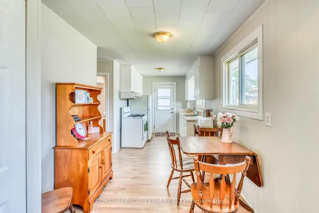 329 Wylie St, Almonte 4