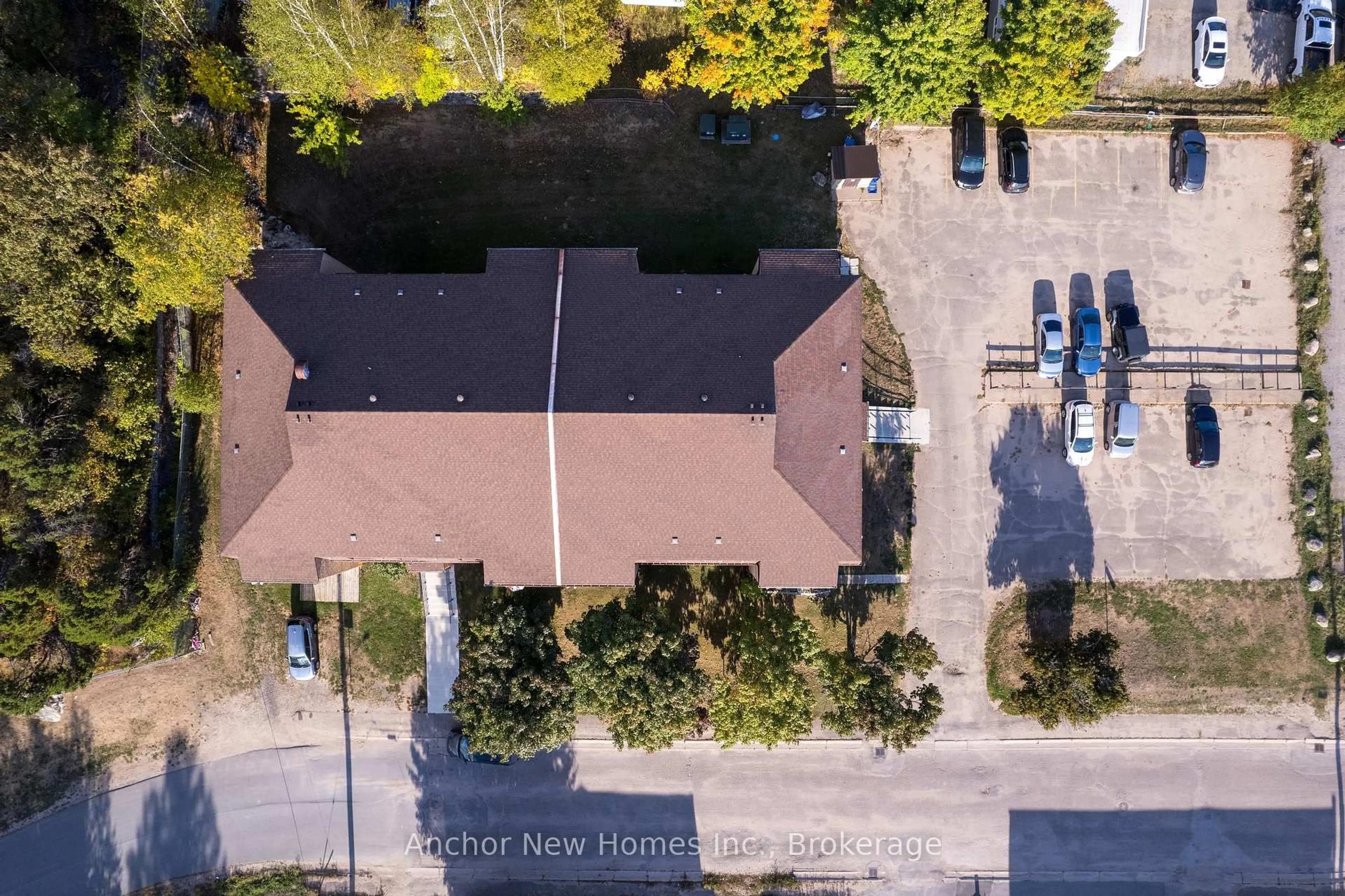 A pic from outside/outdoor area/front of a property/back of a property/a pic from drone, street for 20 Valleyview Dr, Bancroft Ontario K0L 1C0