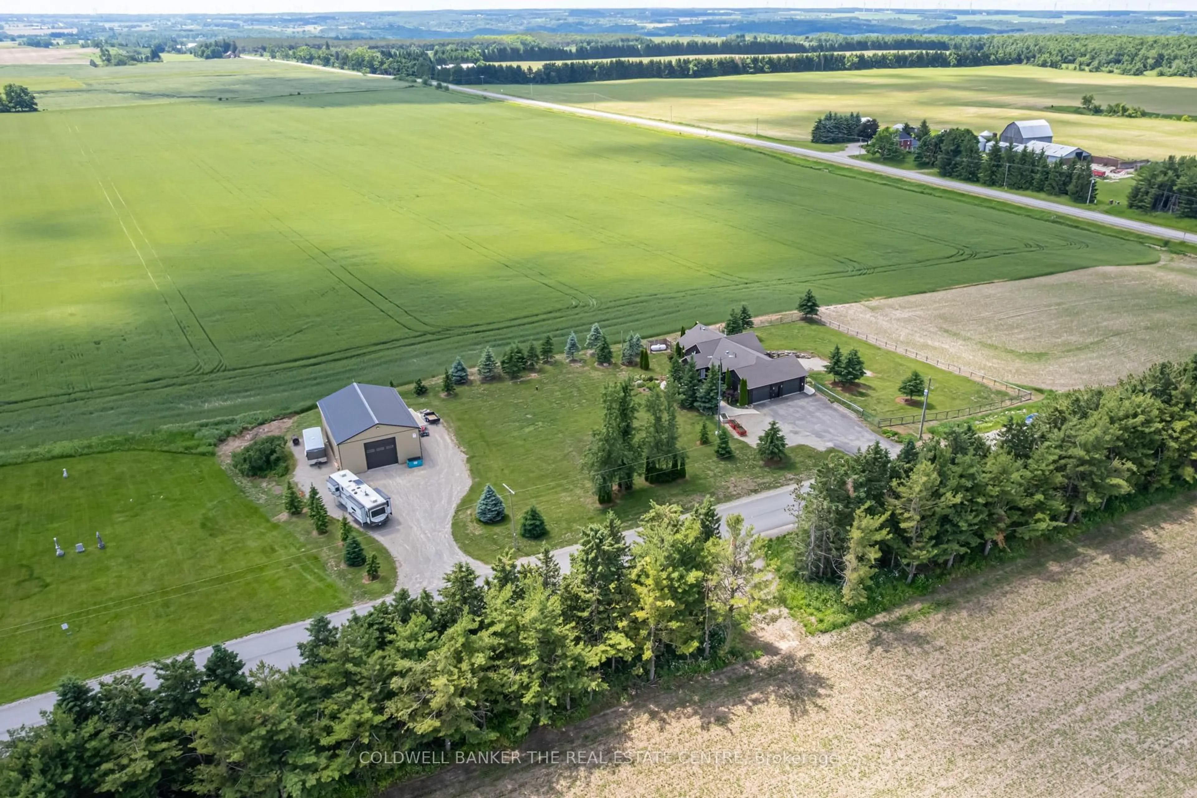 A pic from outside/outdoor area/front of a property/back of a property/a pic from drone, mountain view for 676600 Centre Rd, Mulmur Ontario L9V 0E1