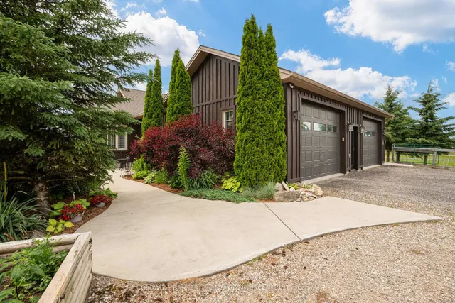 676600 Centre Rd, Mulmur 5
