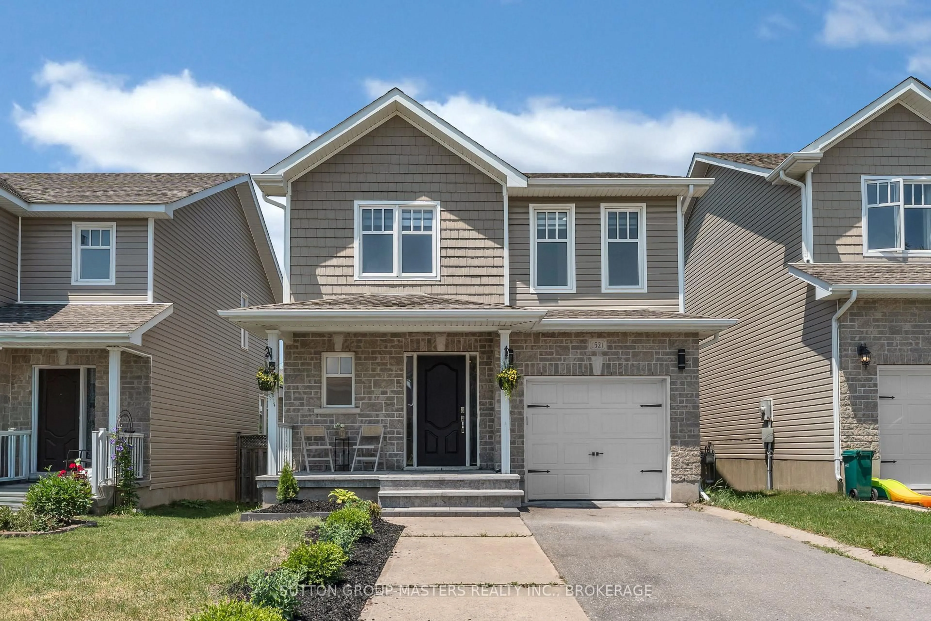 Home with vinyl exterior material, street for 1521 Crimson Cres, Kingston Ontario K7P 0H4