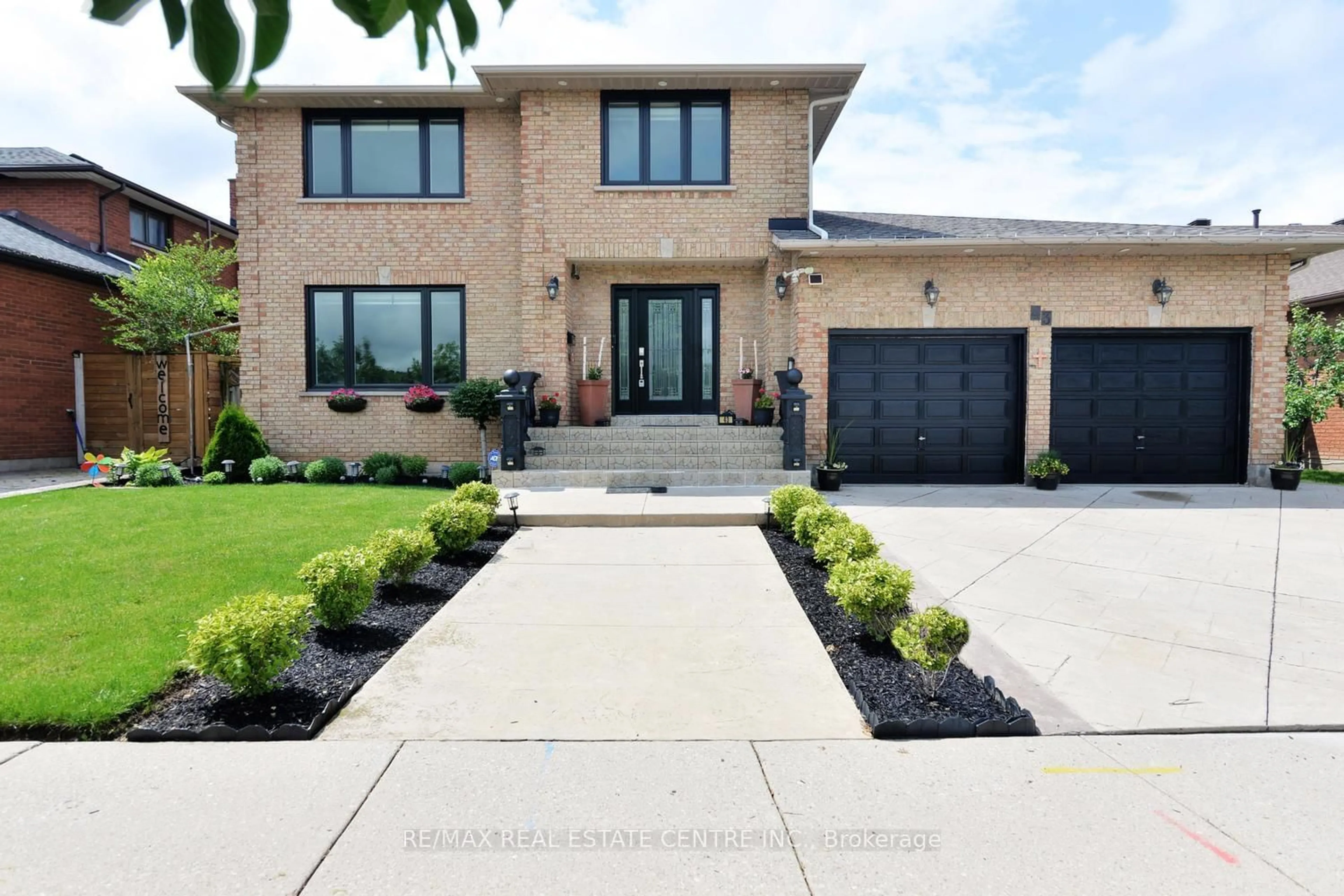 Home with brick exterior material, street for 43 Regalview Dr, Hamilton Ontario L8G 4Y7