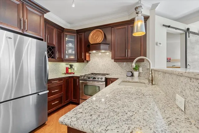 139 Guigues Ave #2, Ottawa 5