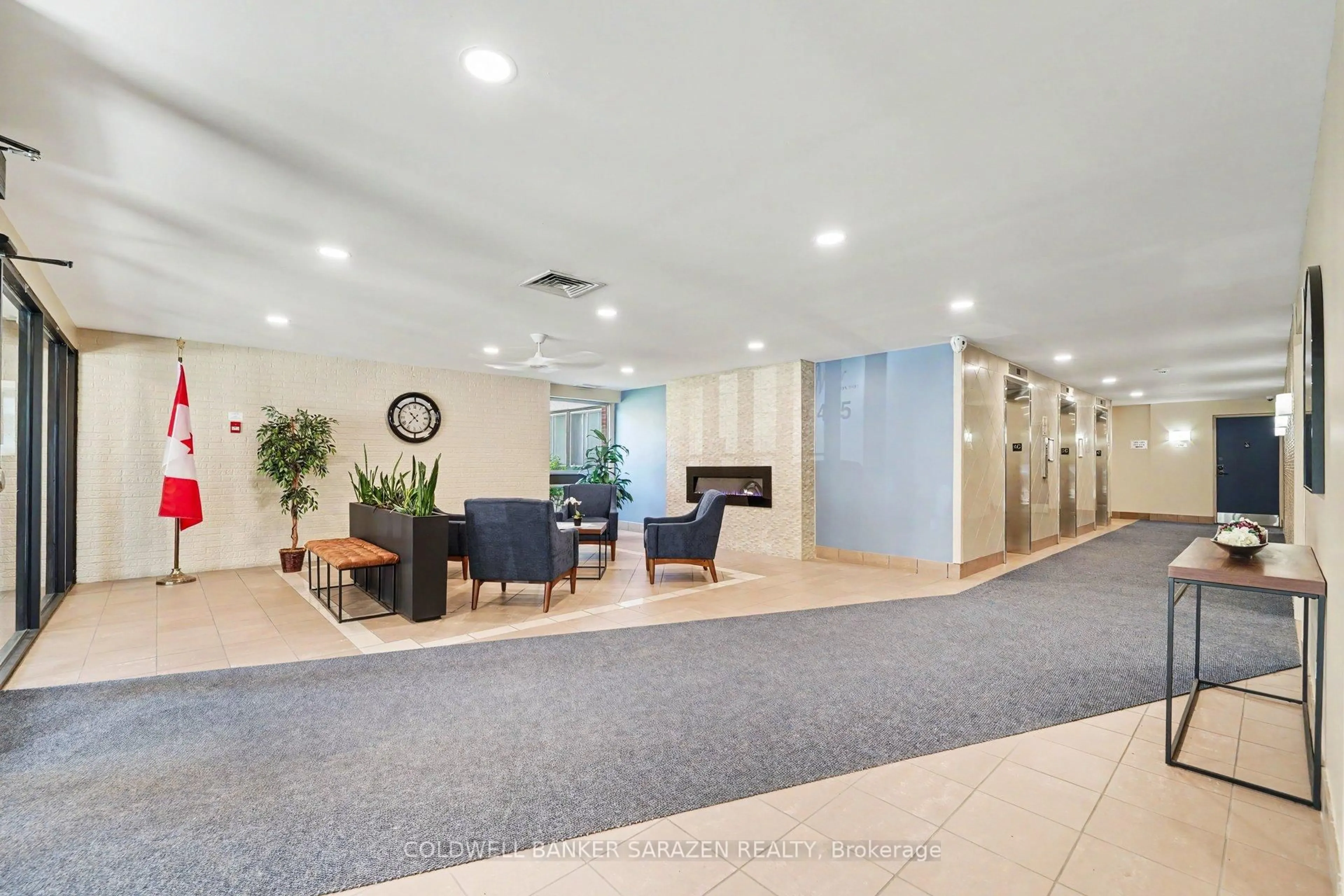 Indoor foyer for 1485 Baseline Rd #910, Ottawa Ontario K2C 3L8