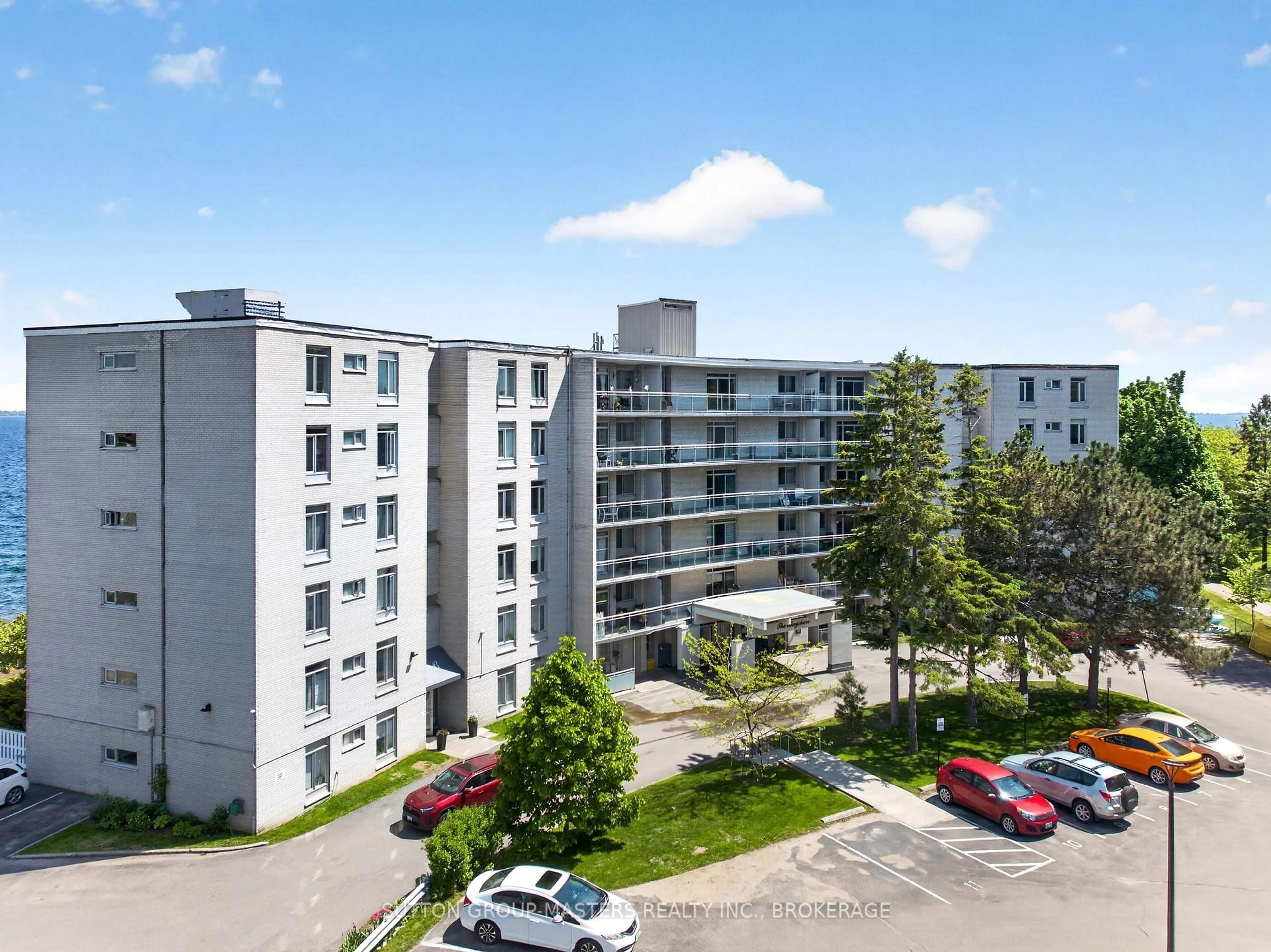 A pic from outside/outdoor area/front of a property/back of a property/a pic from drone, building for 1 Mowat Ave #401, Kingston Ontario K7M 1J8