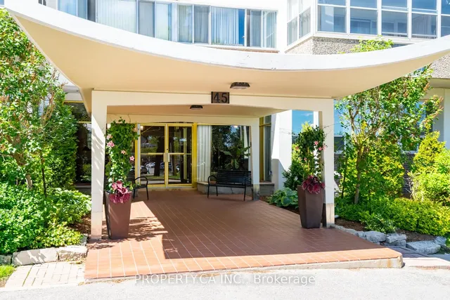 45 Westmount Rd #404, Waterloo 3
