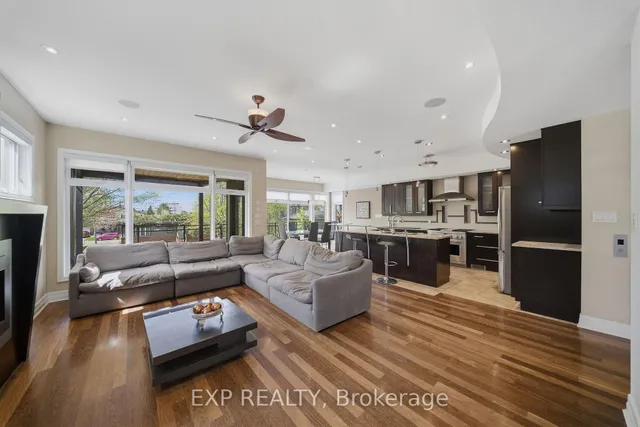1356 Louis Lane, Ottawa 4