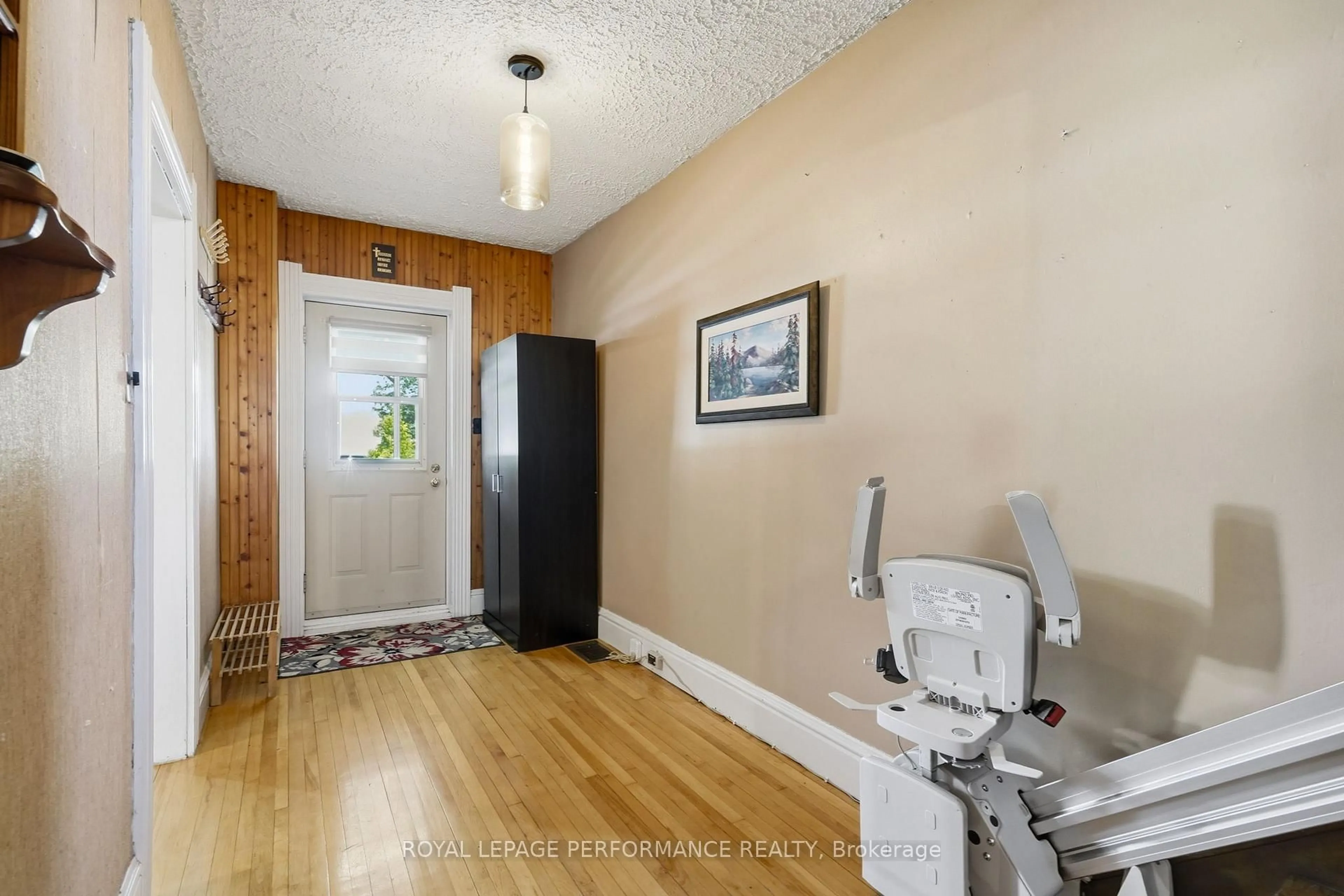 Unknown for 178 Nelson St, Hawkesbury Ontario K6A 1L8