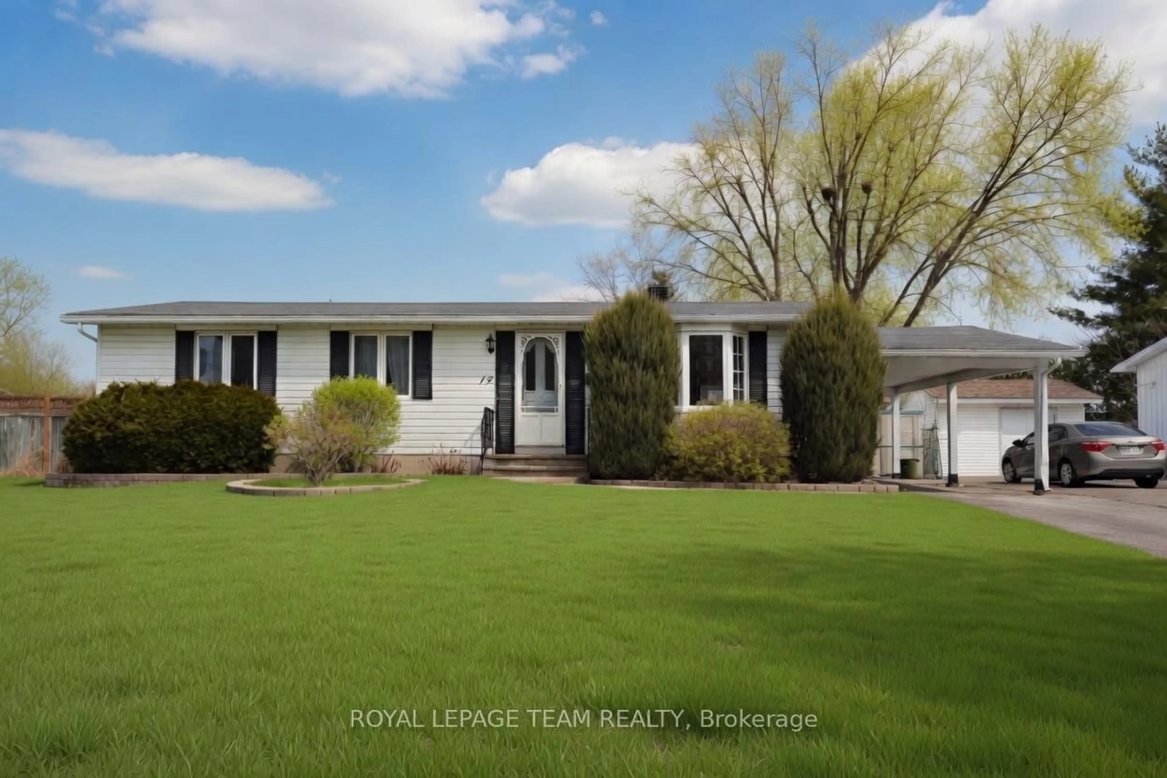 Home with vinyl exterior material, street for 15 Overlake Dr, Ottawa Ontario K2E 5V2