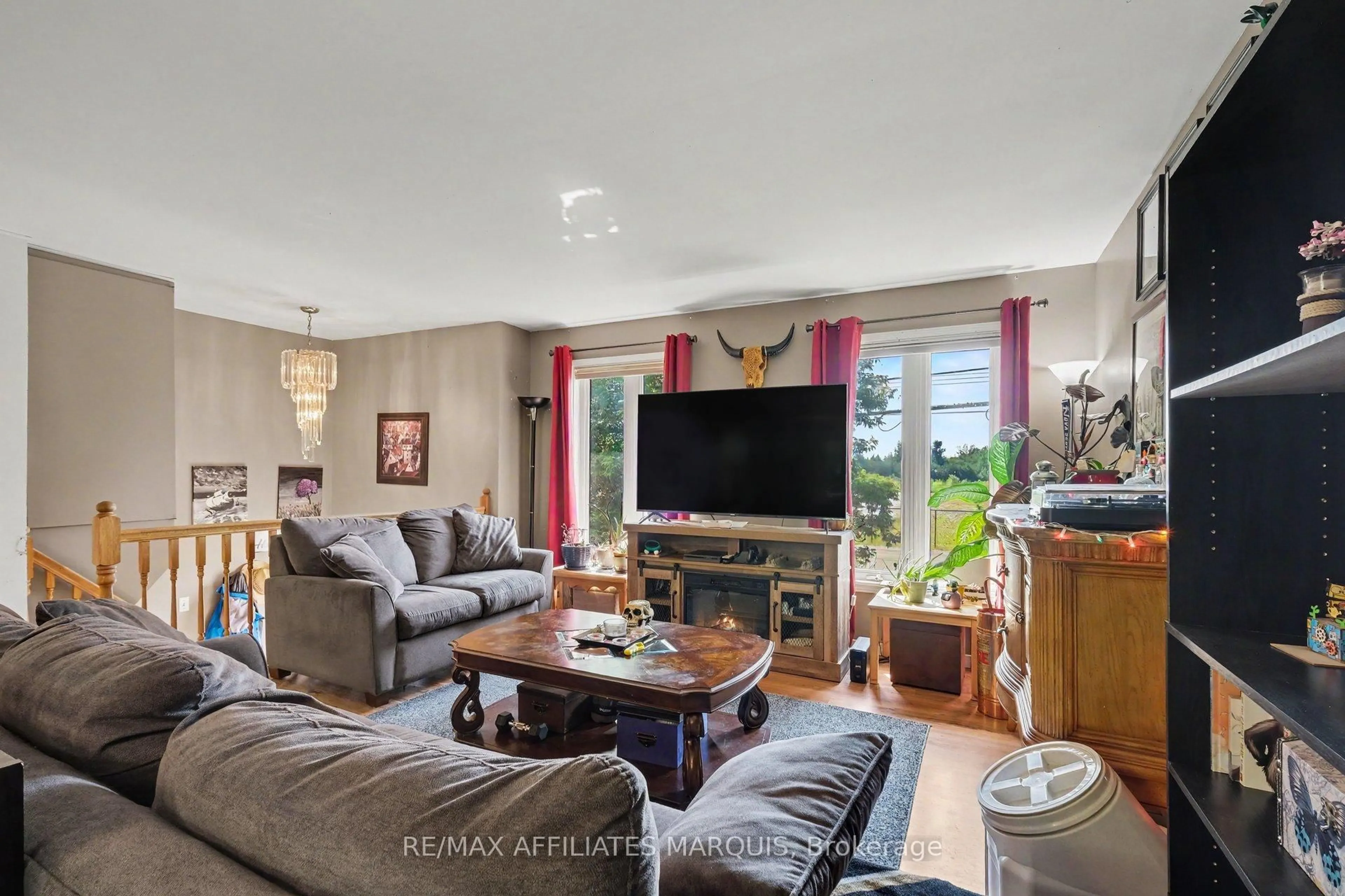 Living room with furniture, unknown for 7496 Roger Stevens Dr, Smiths Falls Ontario K7A 4X9