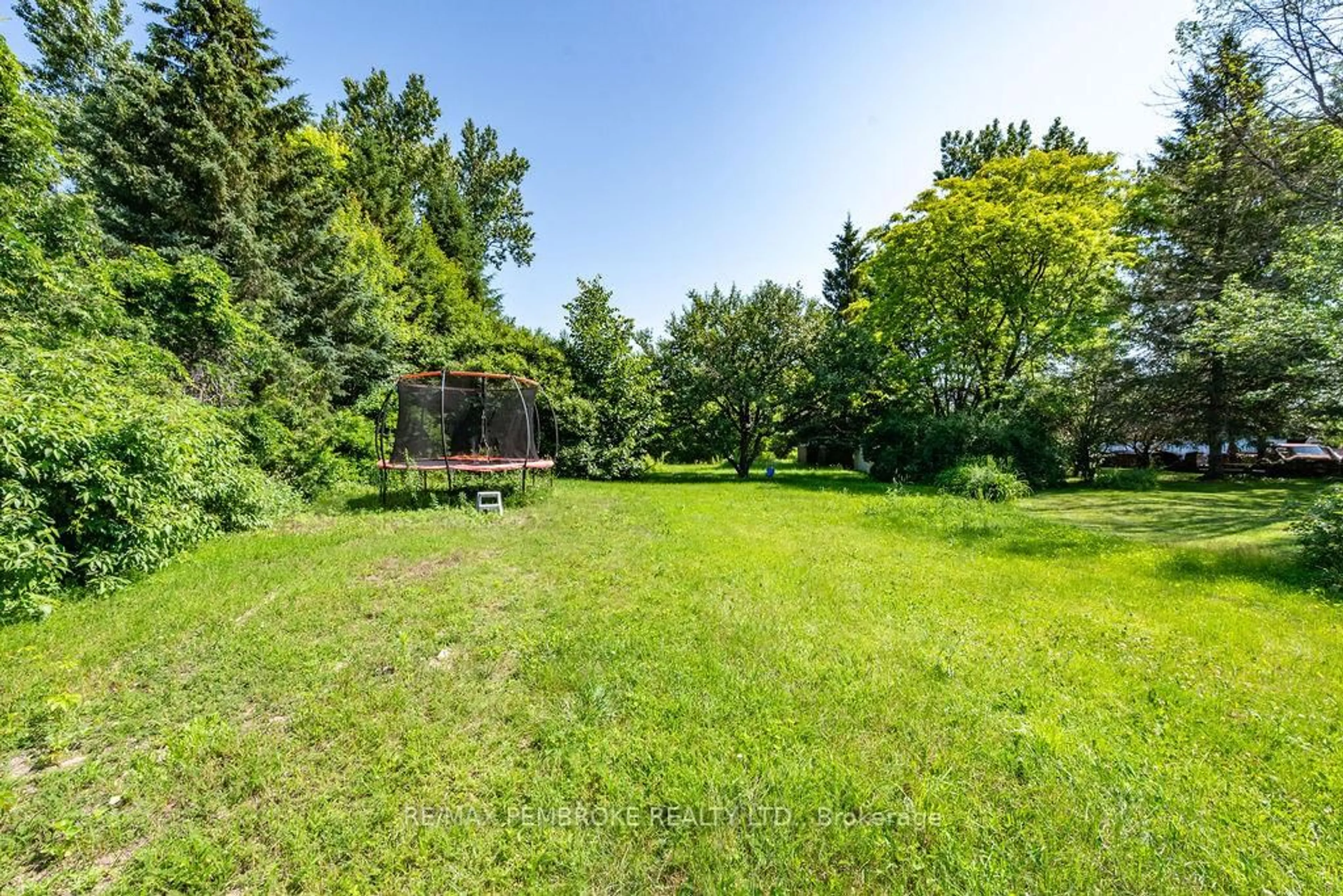 Patio, forest/trees view for 770 Mcguire St, Petawawa Ontario K8A 7C5