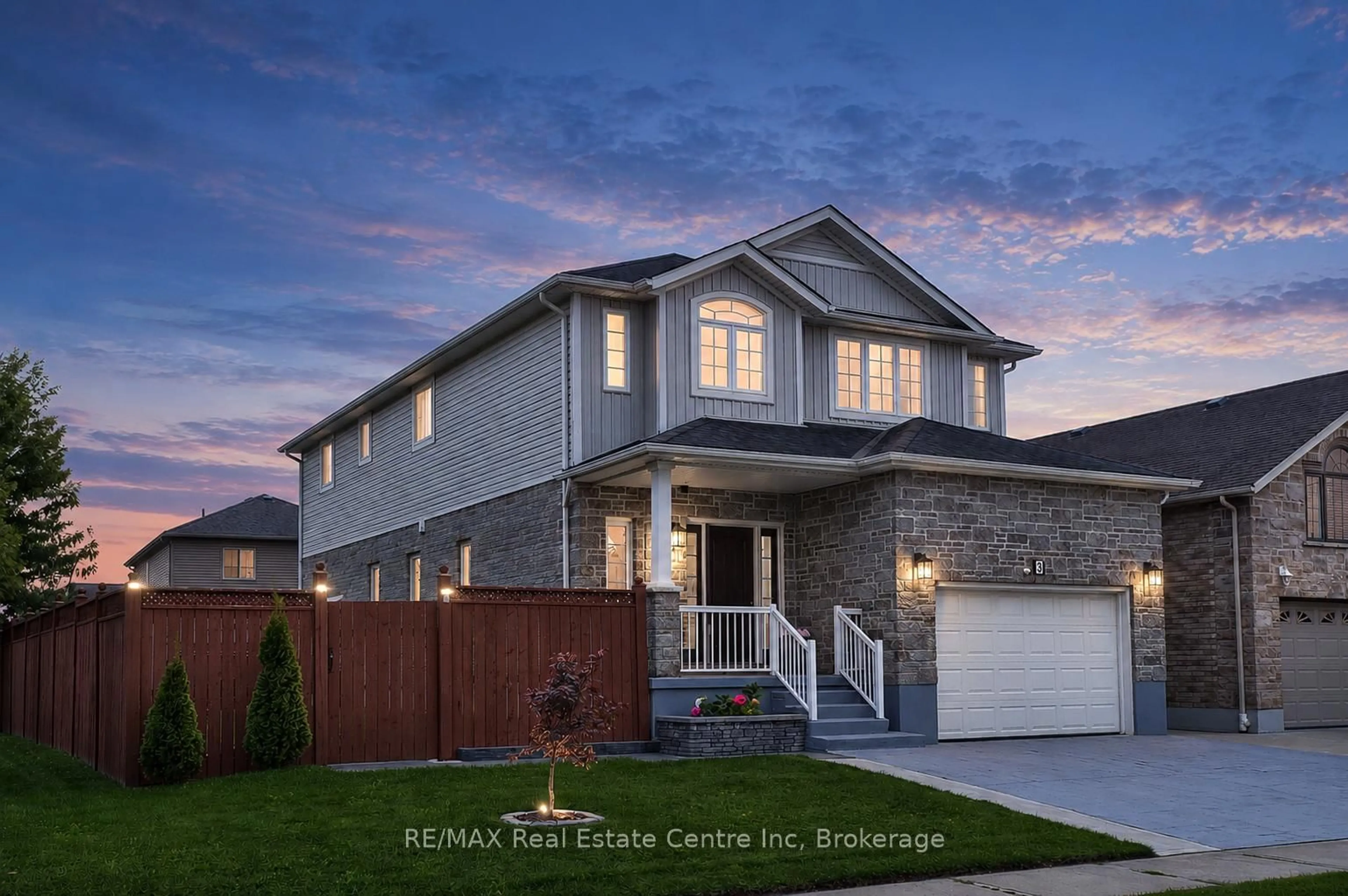 Unknown for 3 LOCKWOOD St, Cambridge Ontario N1P 0A5