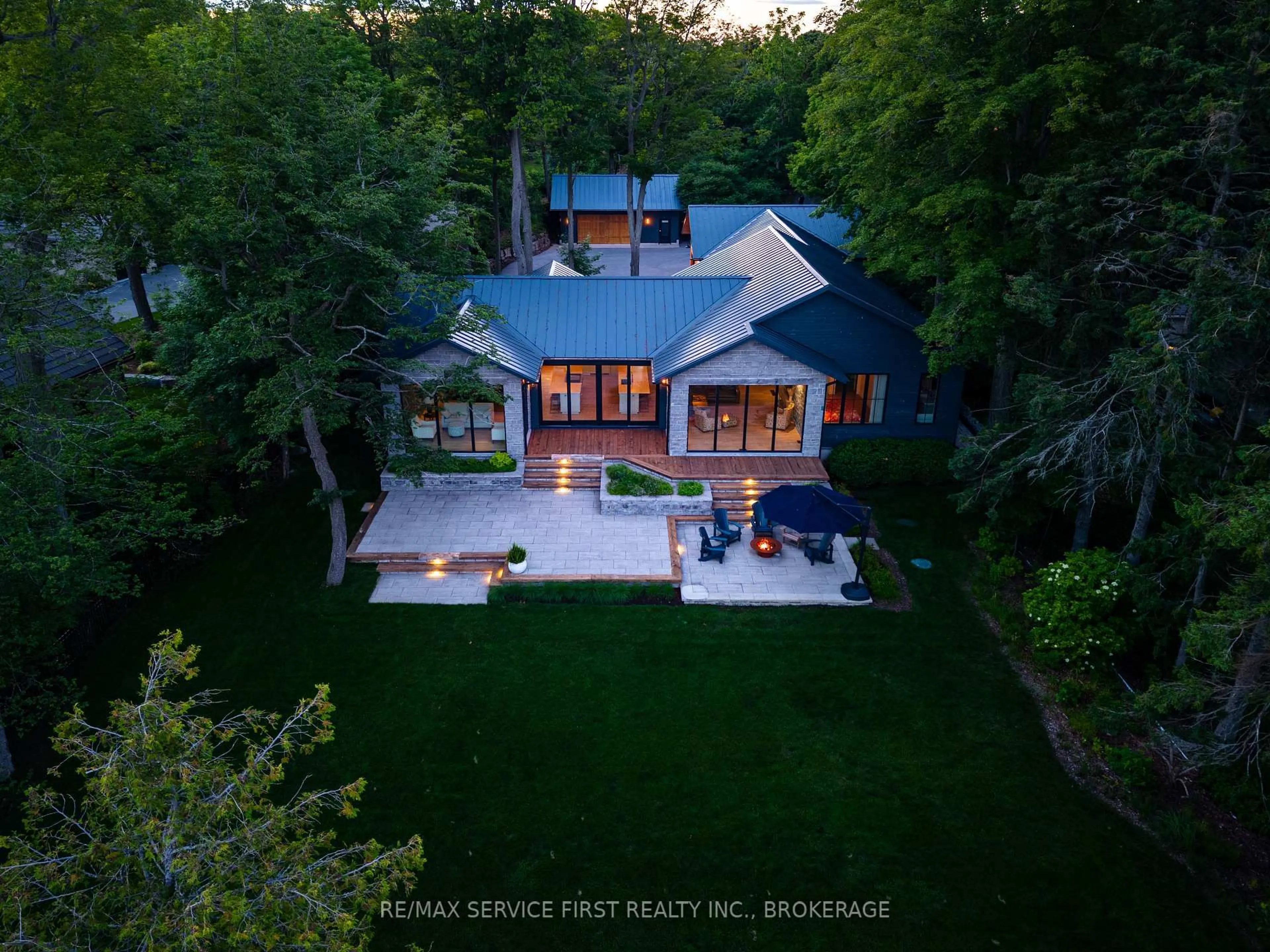 A pic from outside/outdoor area/front of a property/back of a property/a pic from drone, unknown for 1027 Old Front Rd, Kingston Ontario K7M 4M2